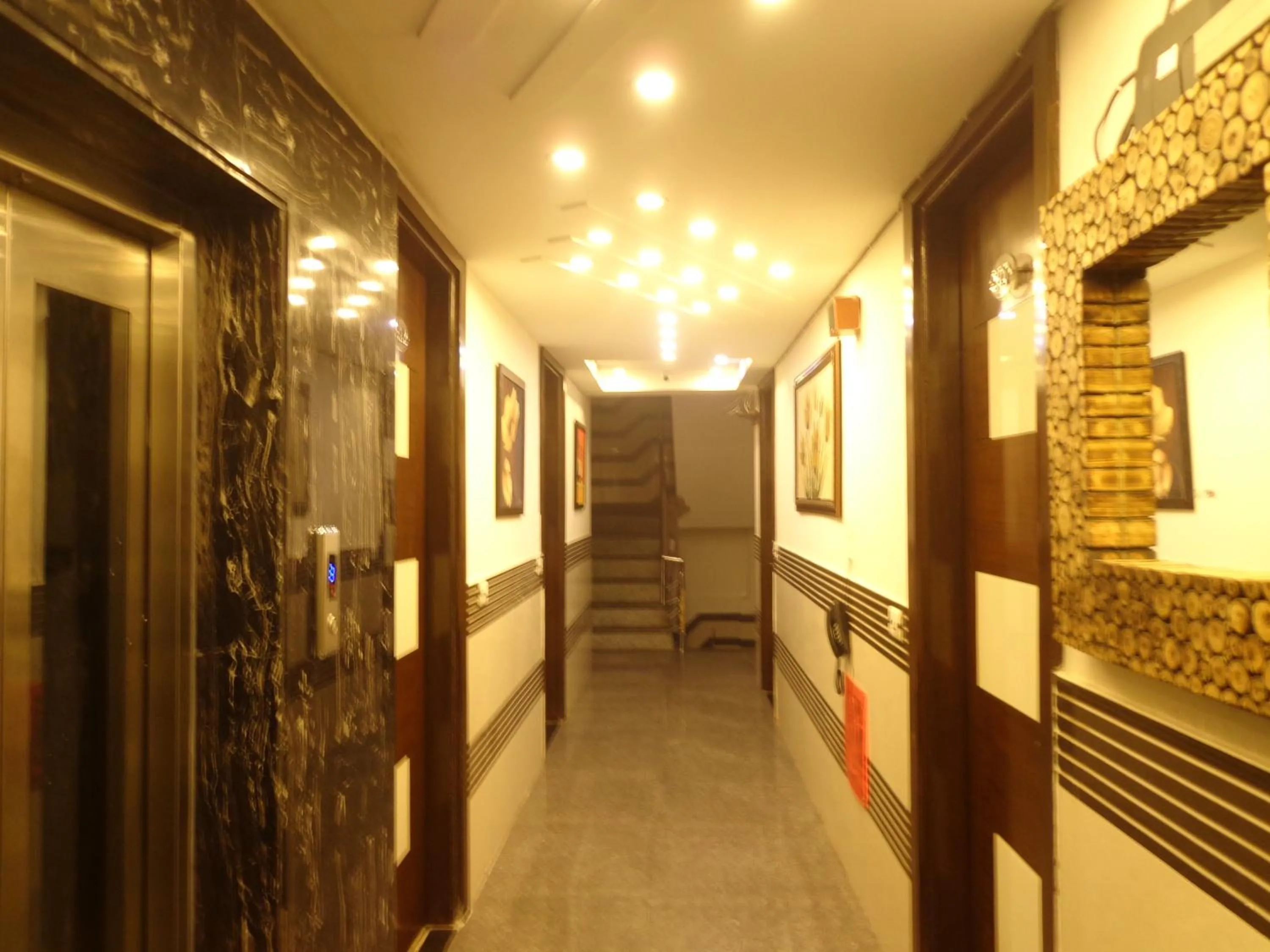 Lobby or reception in Hotel Station View Opposite New Delhi Railway