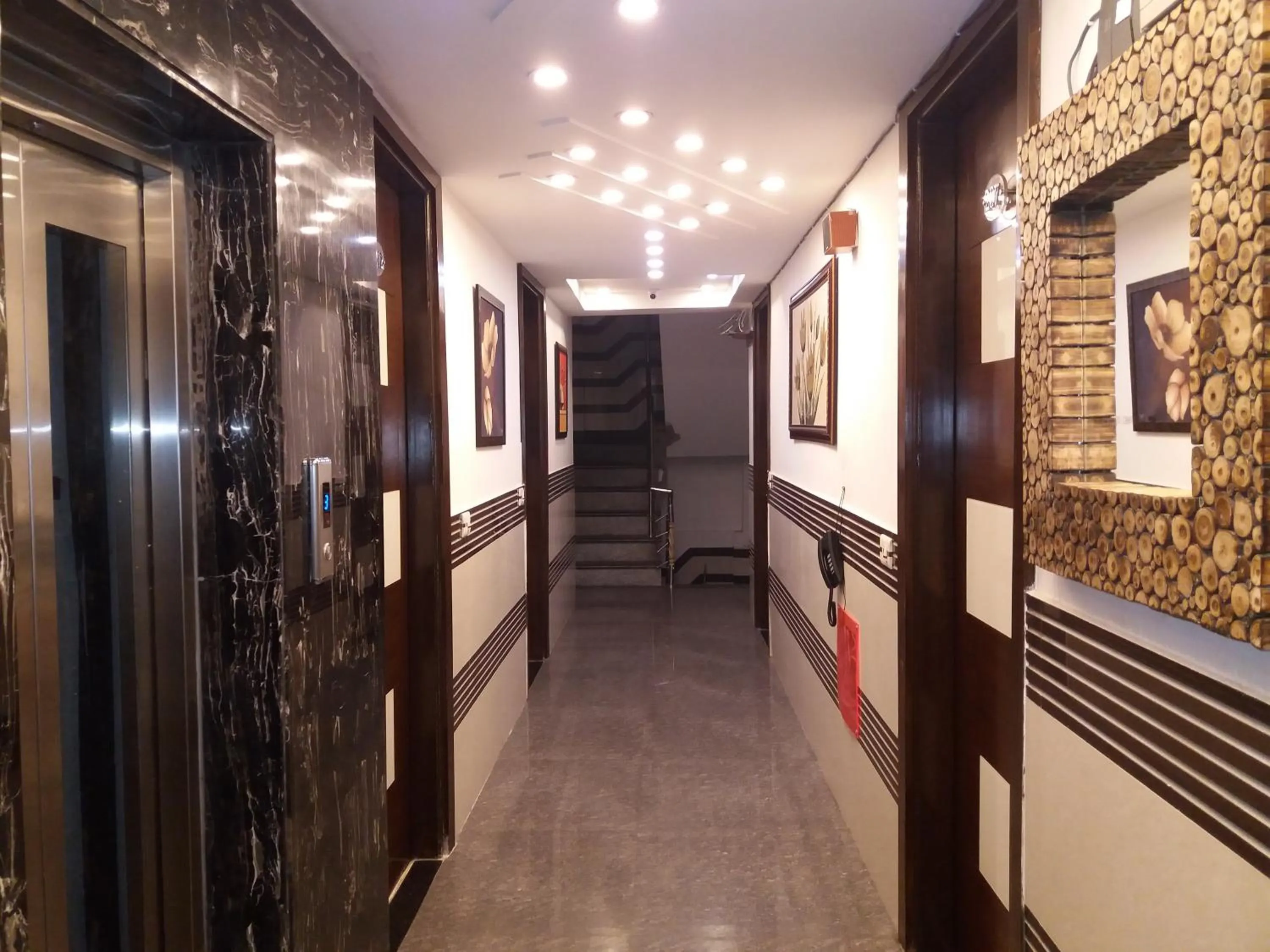 Lobby or reception in Hotel Station View Opposite New Delhi Railway