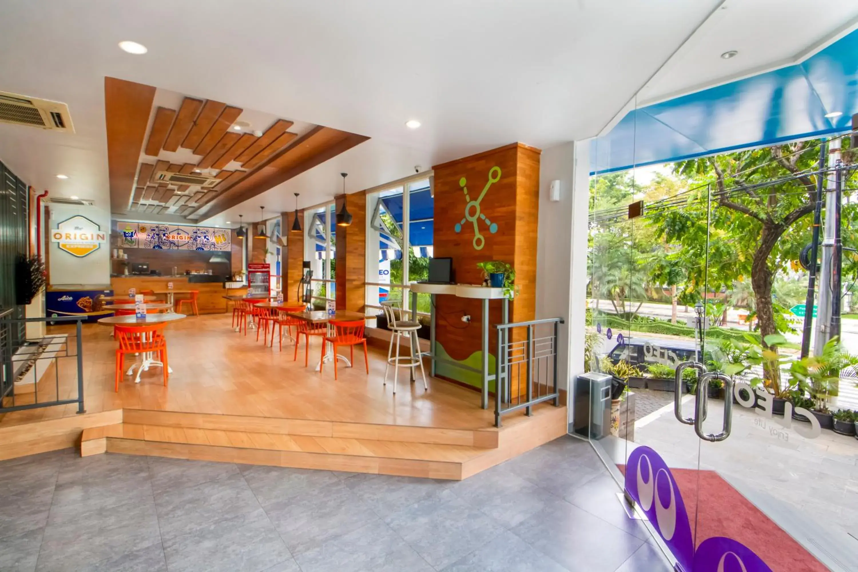 Restaurant/places to eat in Cleo Balaikota Surabaya Restaurant/places to eat in Cleo Balaikota Surabaya