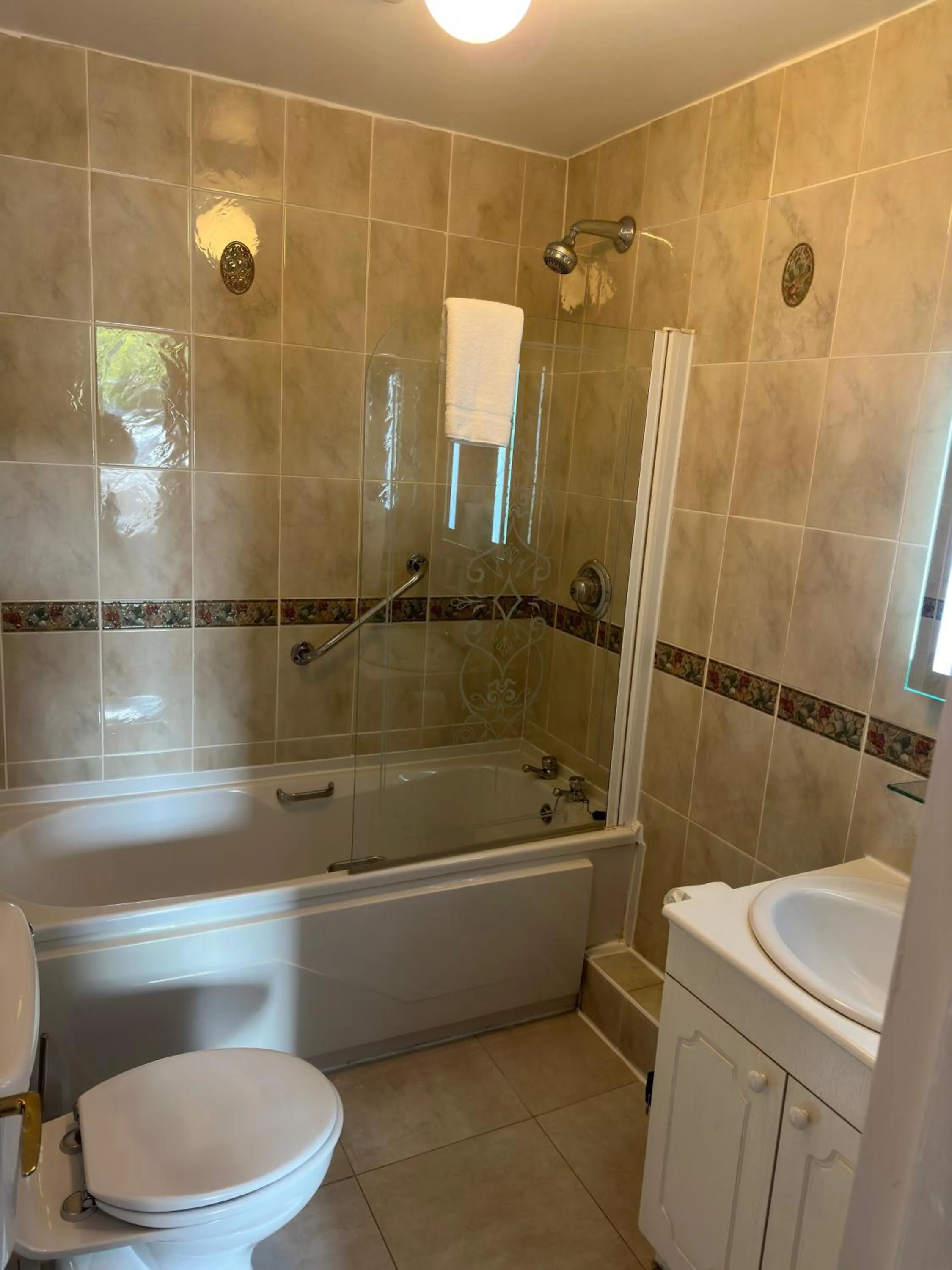 Shower in Long Quay House