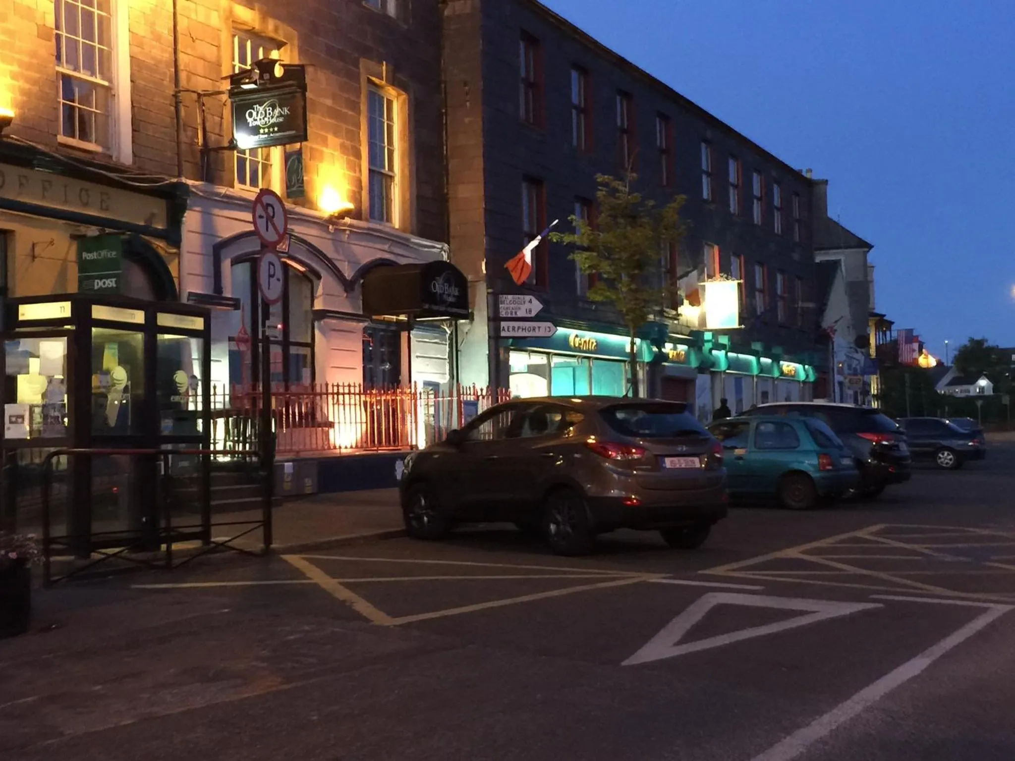 Supermarket/grocery shop in Long Quay House