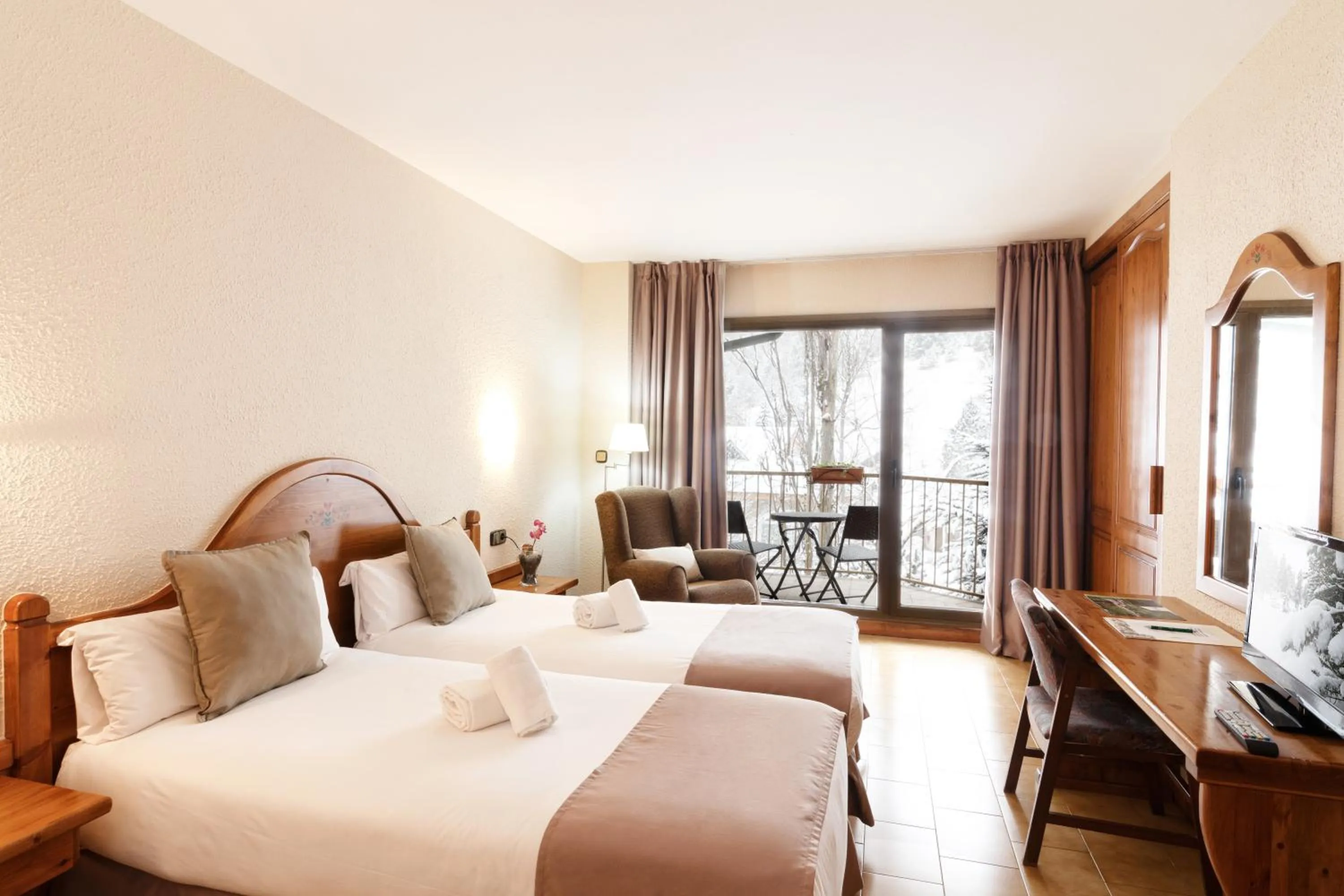 Photo of the whole room, Bed in Hotel Sant Gothard by Nexta