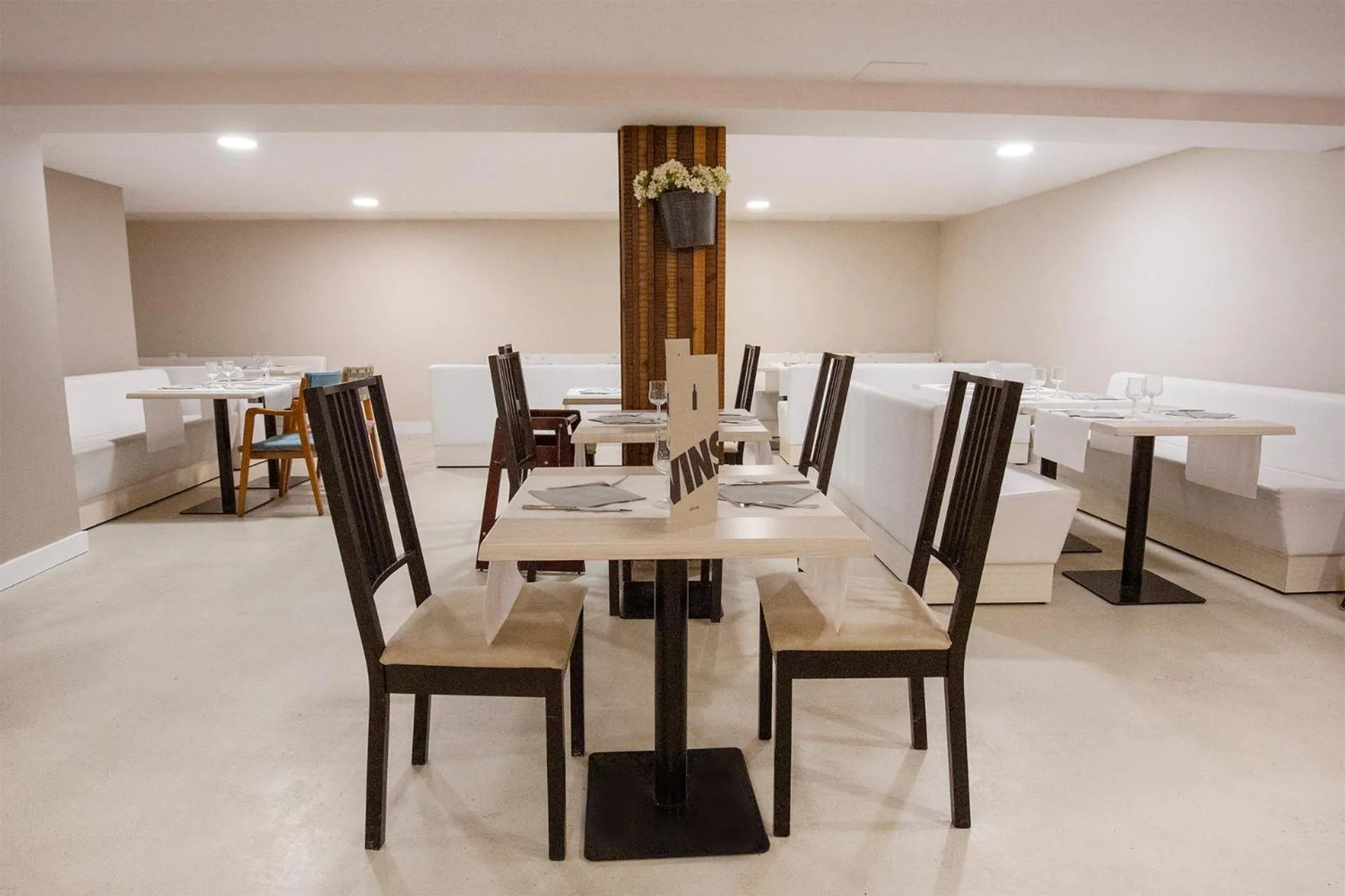 Restaurant/places to eat in Hotel Sant Gothard by Nexta