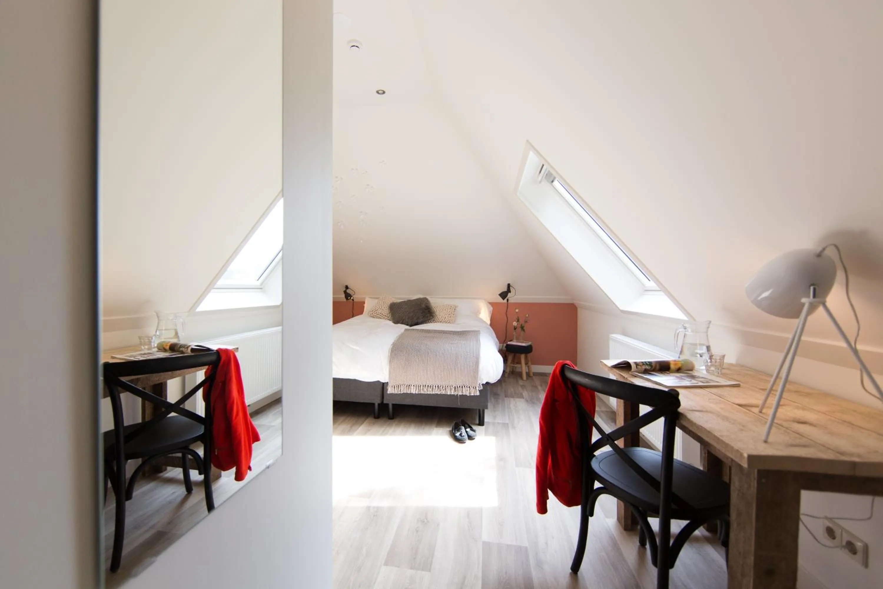 Shower, Bed in B&B De Beiert