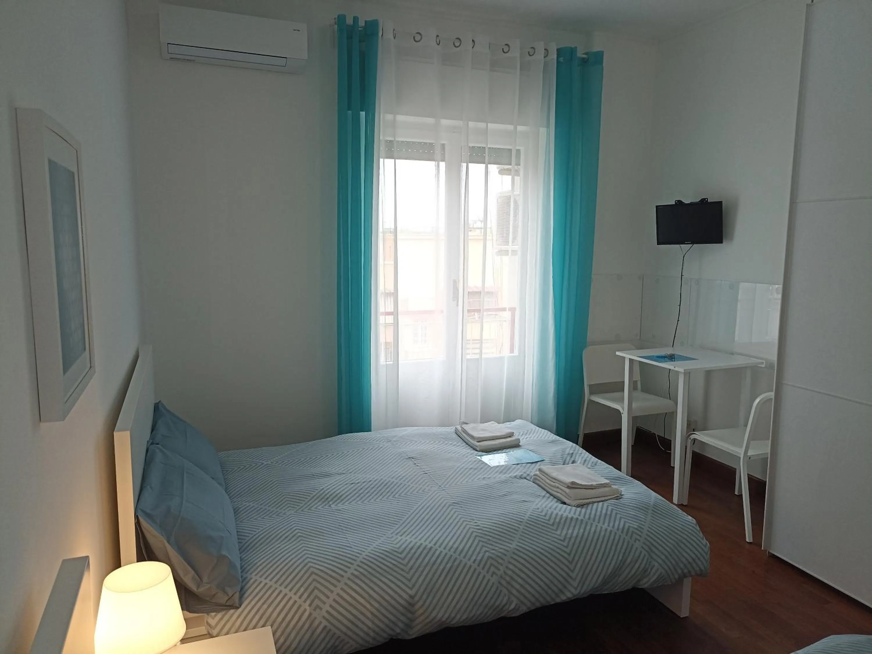 Bedroom, Bed in MC Guest House