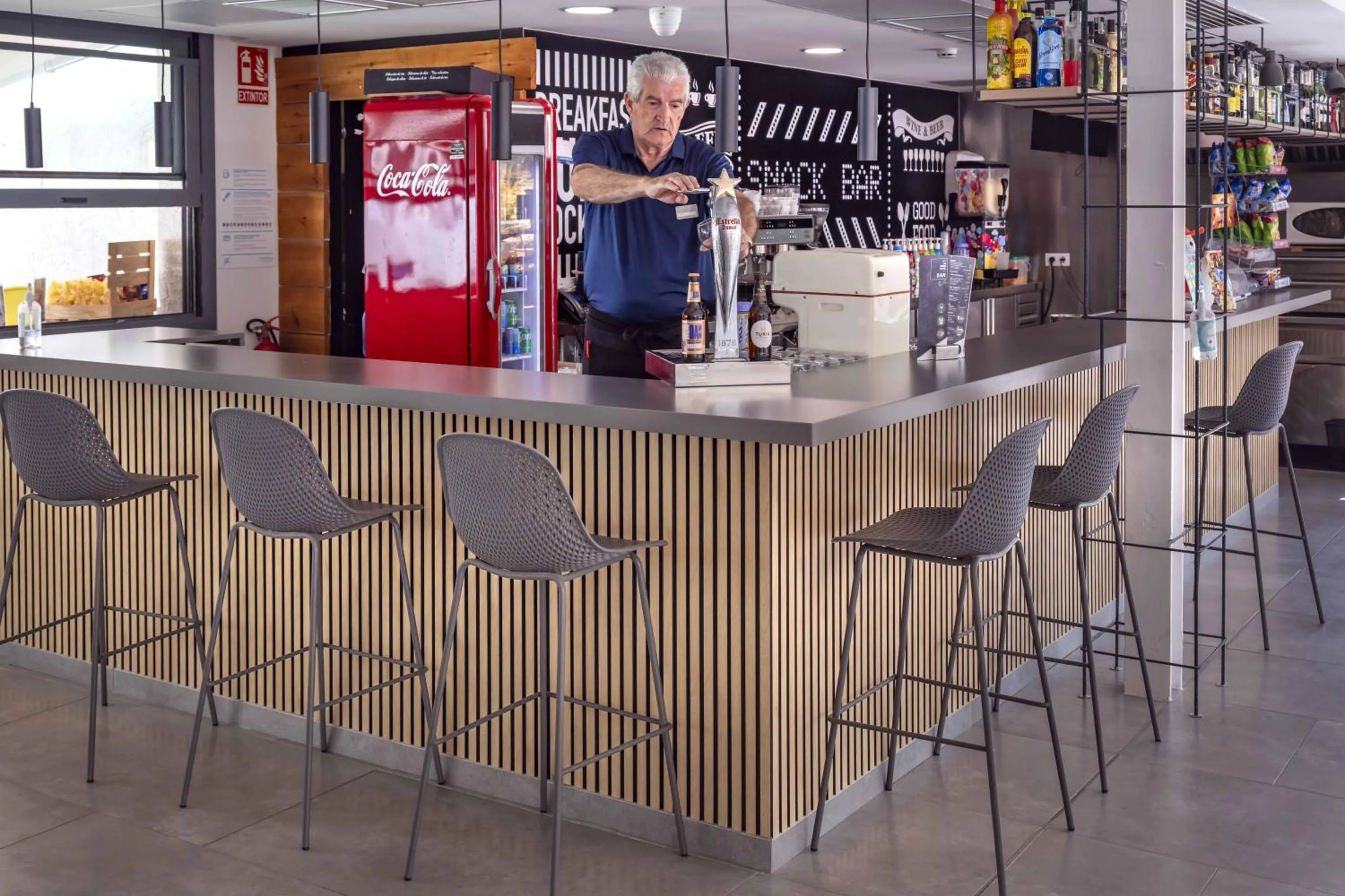 Lounge or bar in GHT Sa Riera