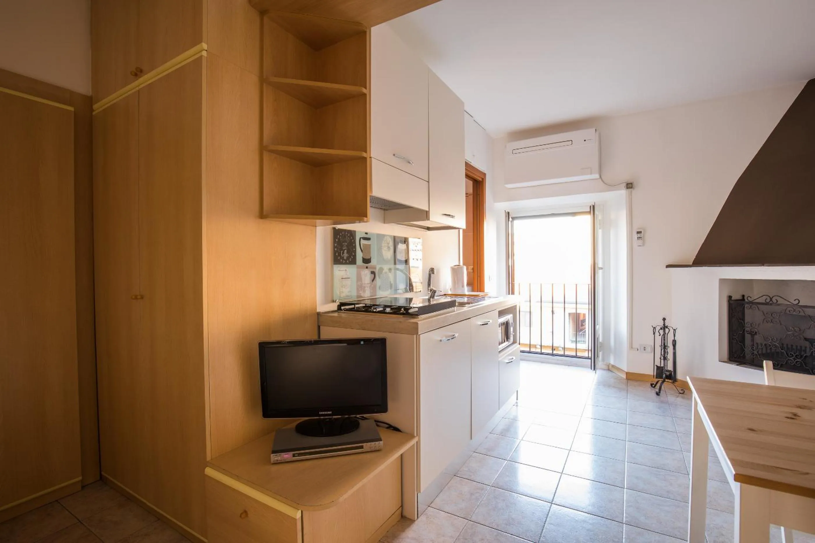 TV and multimedia in Italianway-Bligny 39