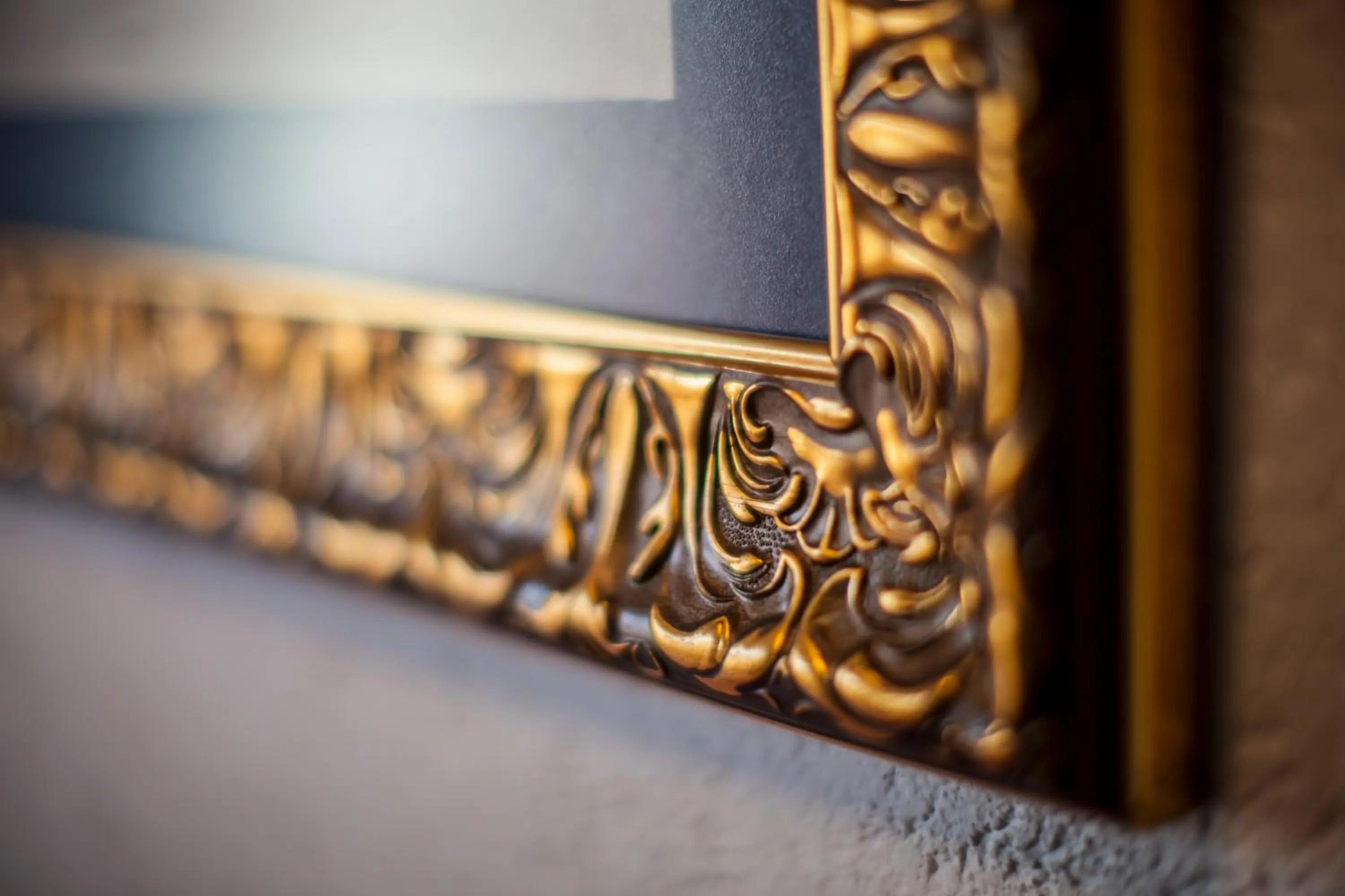 Decorative detail in Vavien Hotel