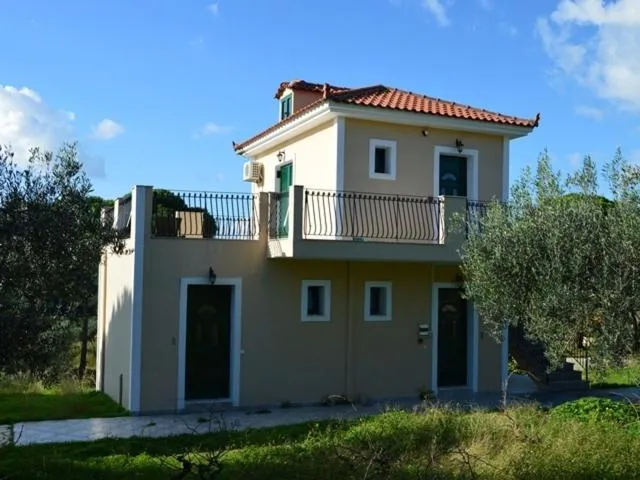 Property building in Koukounaries Studios