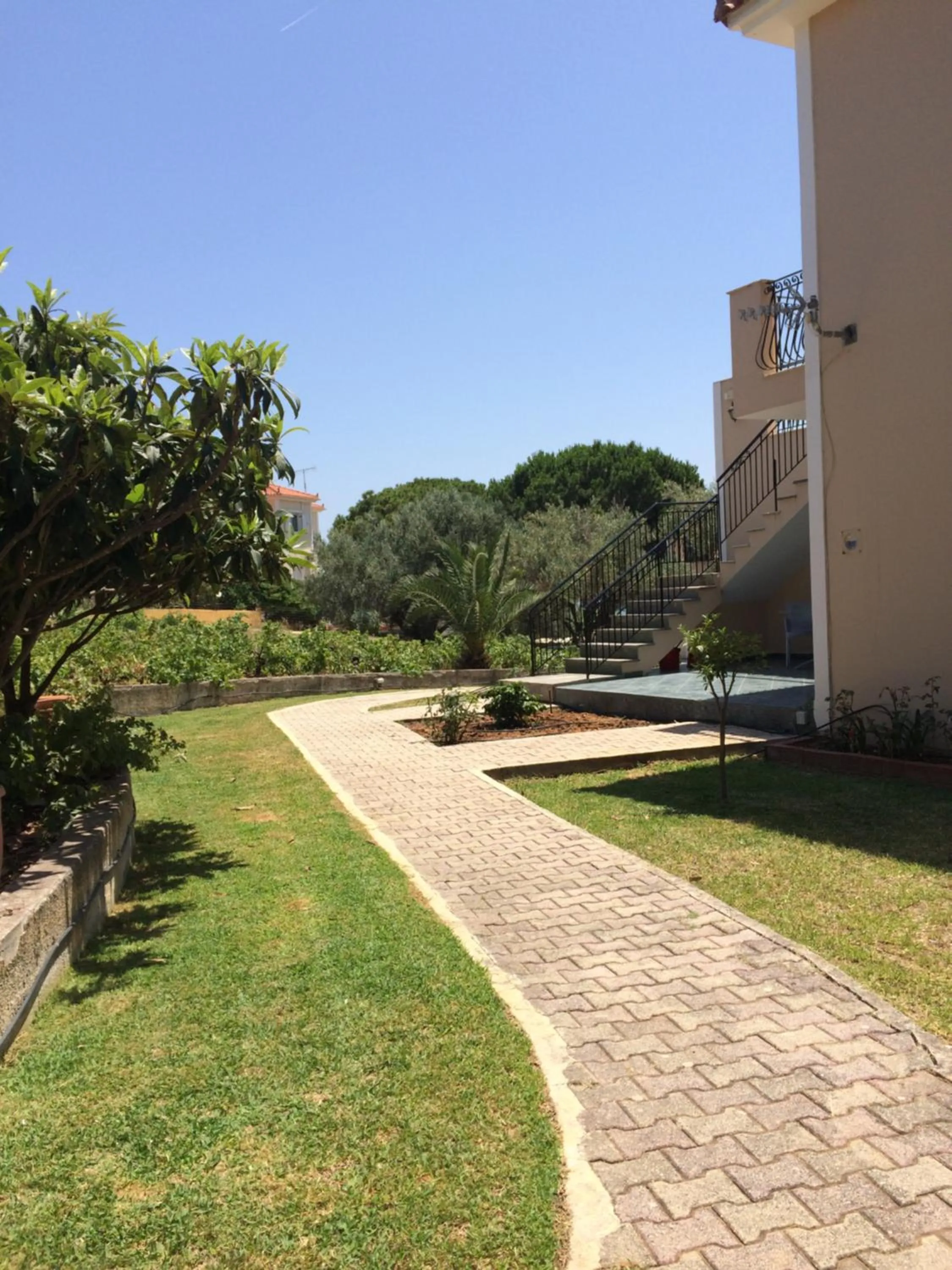Garden in Koukounaries Studios
