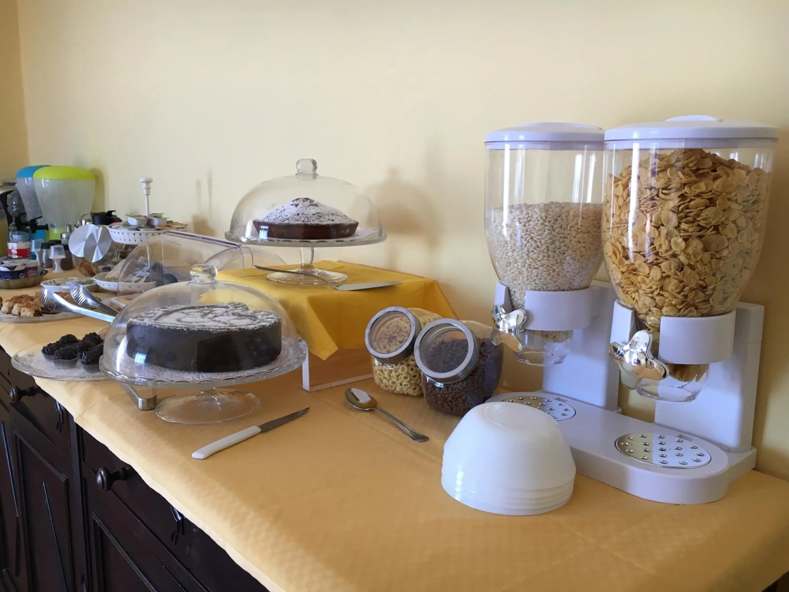 Lounge or bar in La Città degli Dei