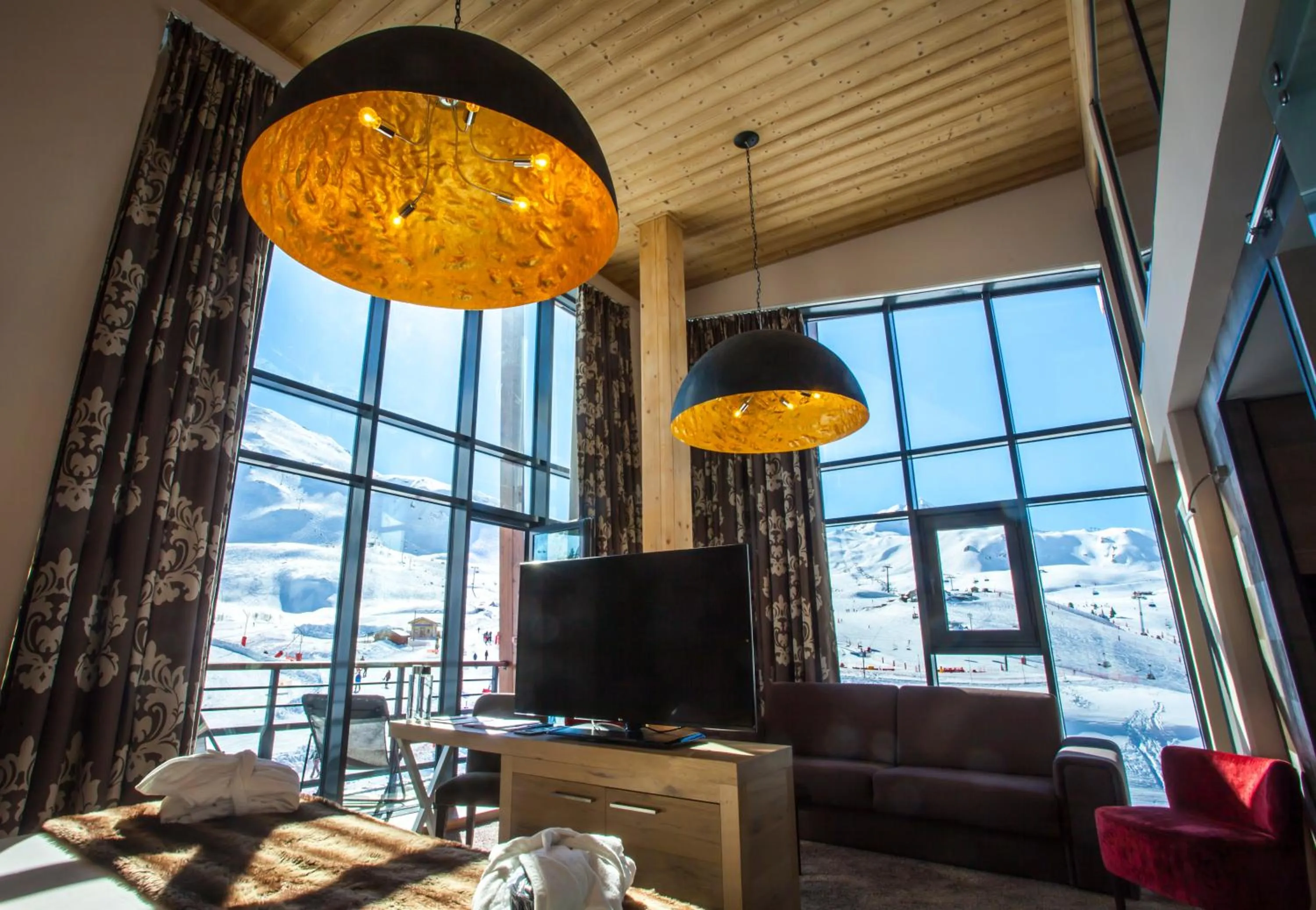 Bedroom in Hôtel Taj-I Mah by Les Etincelles