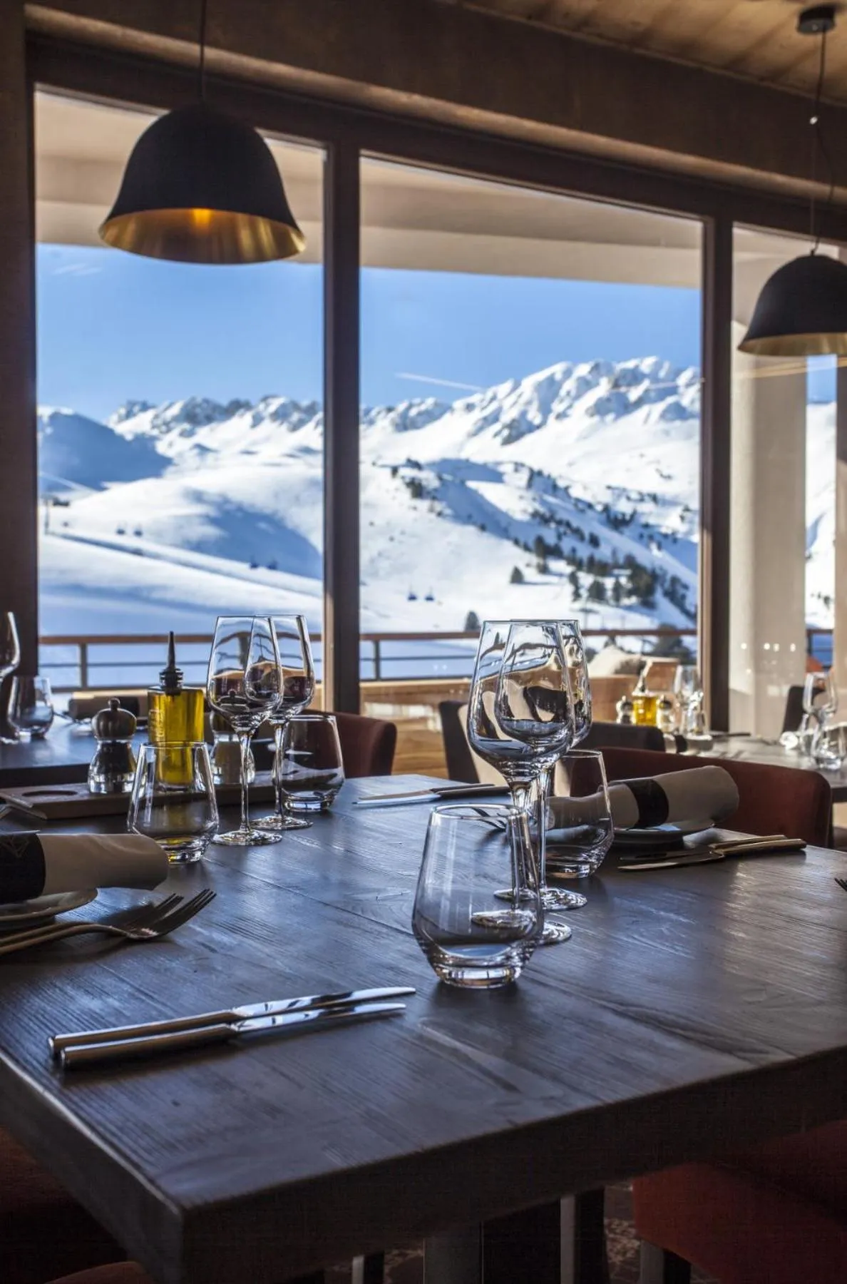 Restaurant/places to eat in Hôtel Taj-I Mah by Les Etincelles