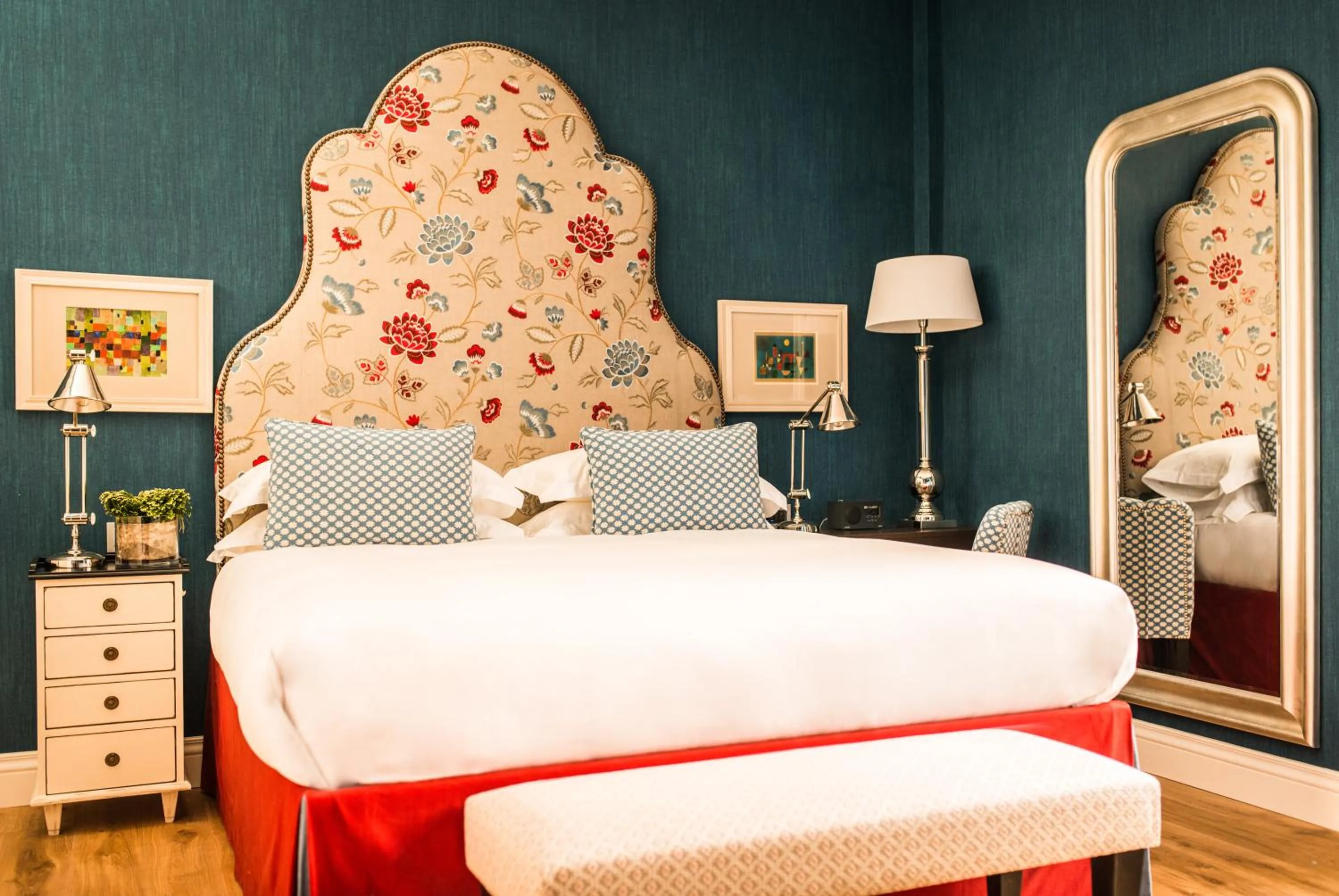 Photo of the whole room, Bed in Vmaison Hotel Messina