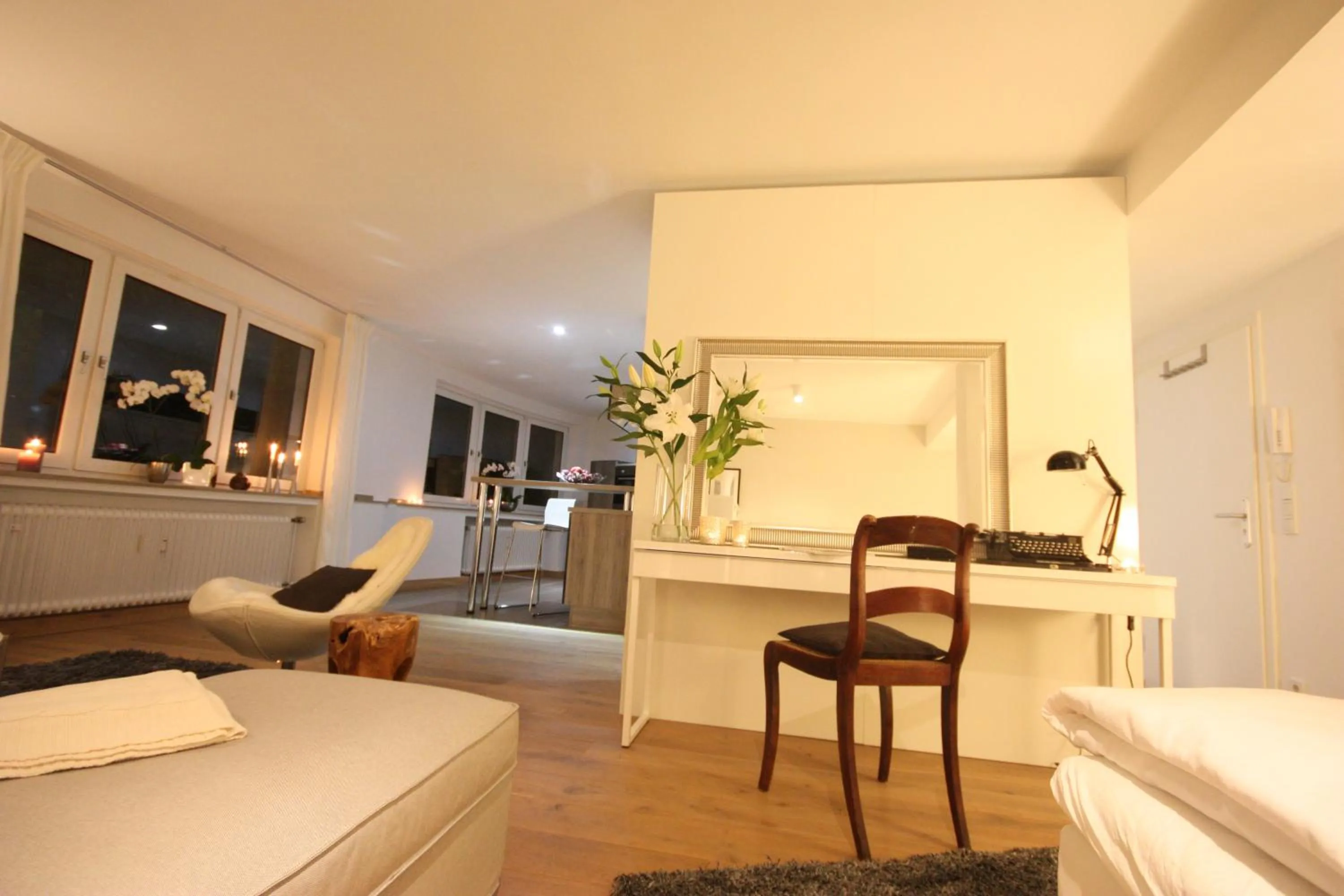 Living room, Bed in Dorya am Ring