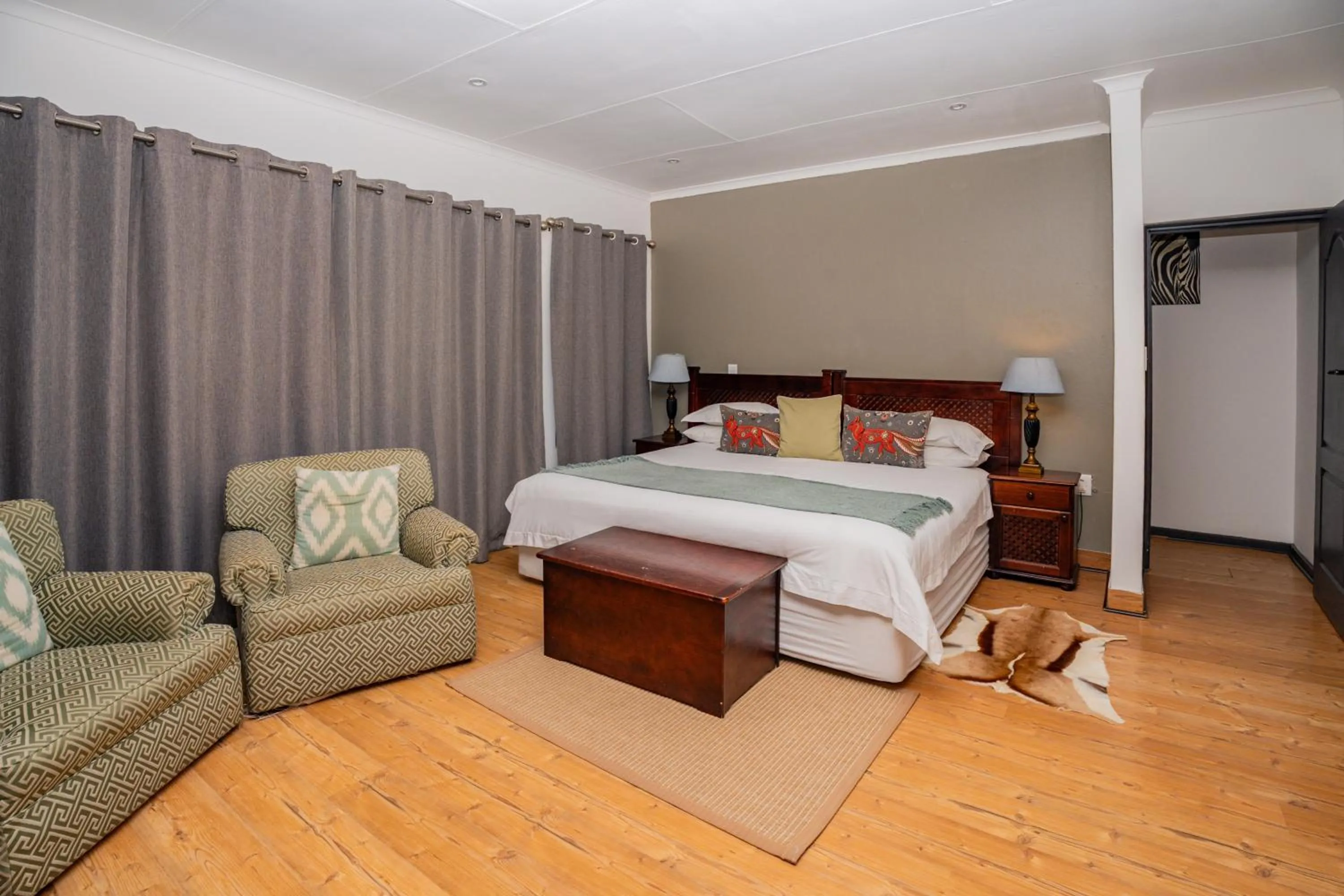 Bed in The Sandpiper