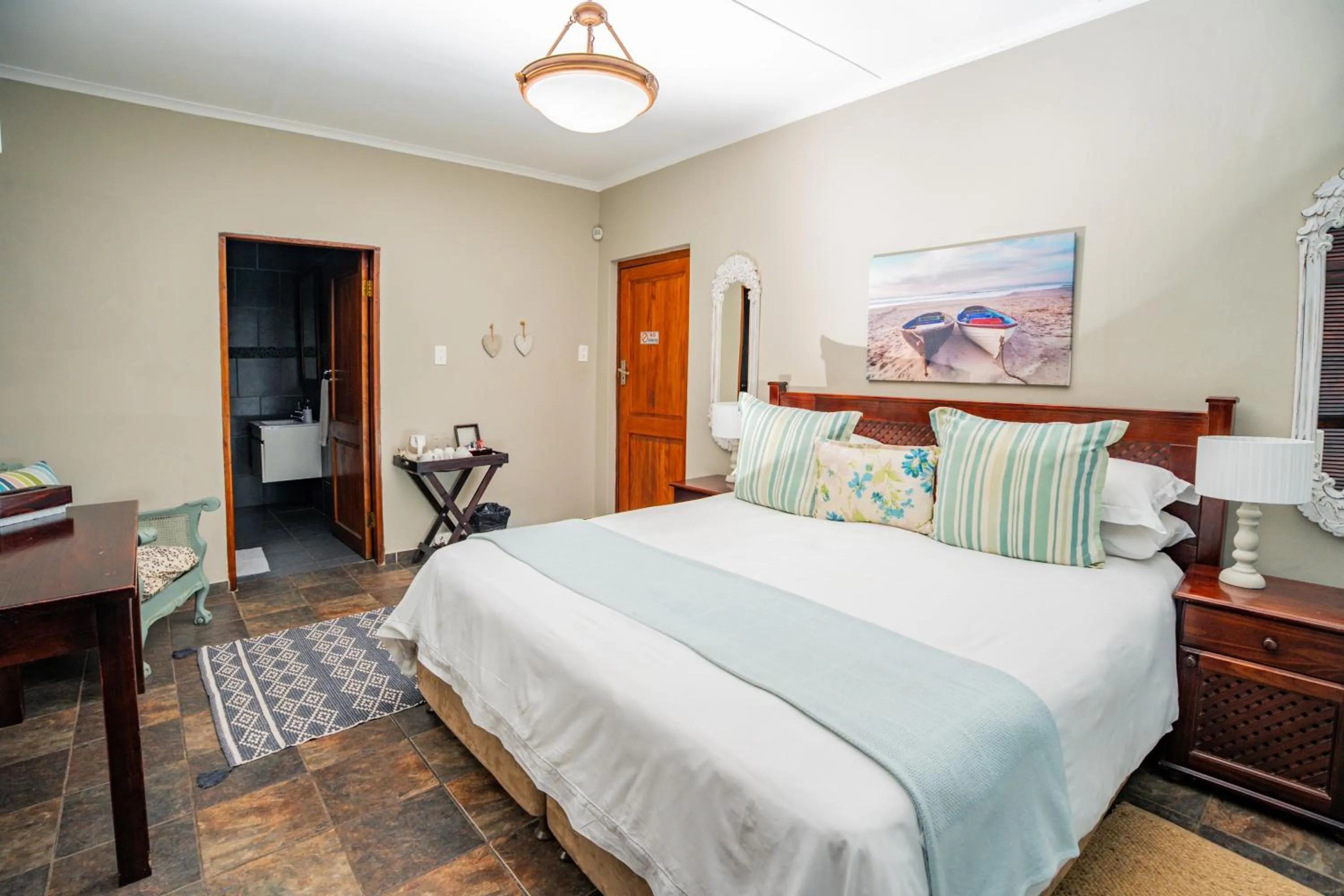 Bed in The Sandpiper