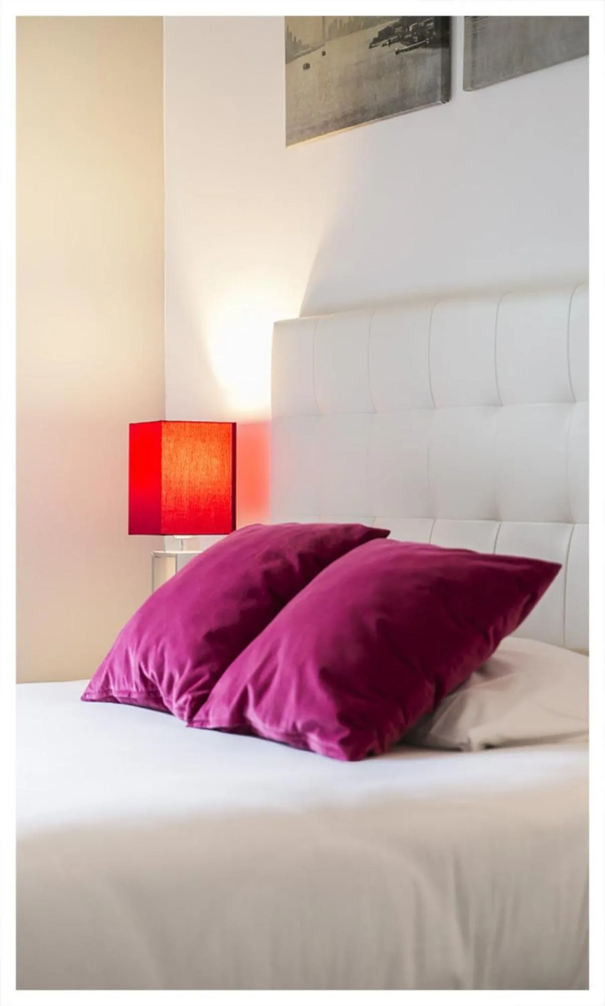 Bed in URBAN LOFT & SPA Marseille