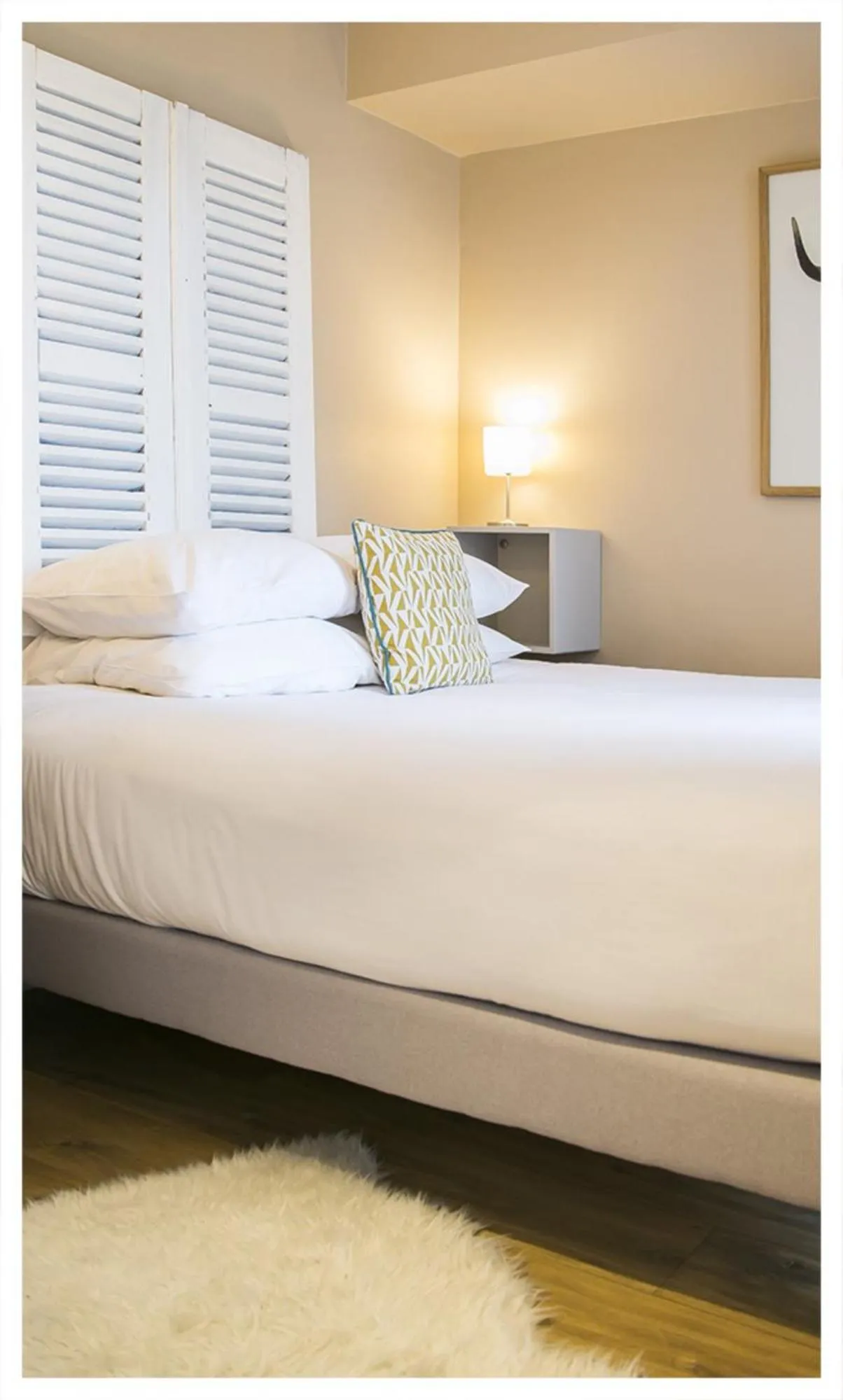 Bed in URBAN LOFT & SPA Marseille