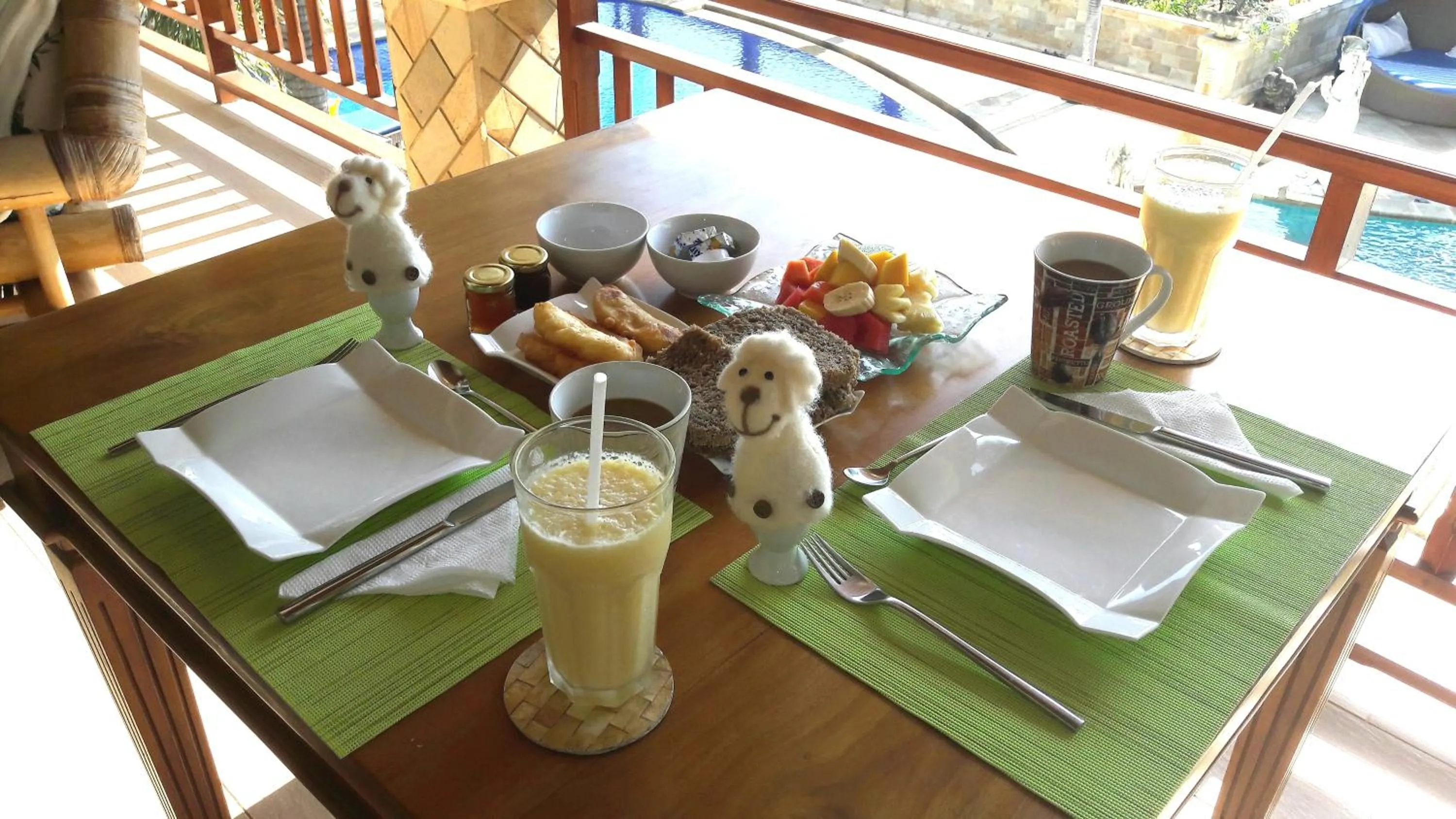 Continental breakfast in Villa Jakaranda and Villa Marakuya