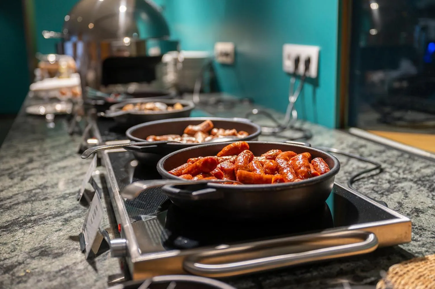 Buffet breakfast in Hesperia Andorra