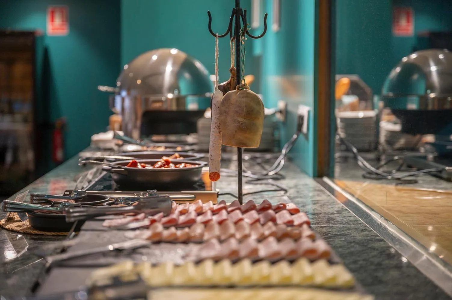 Buffet breakfast in Hesperia Andorra