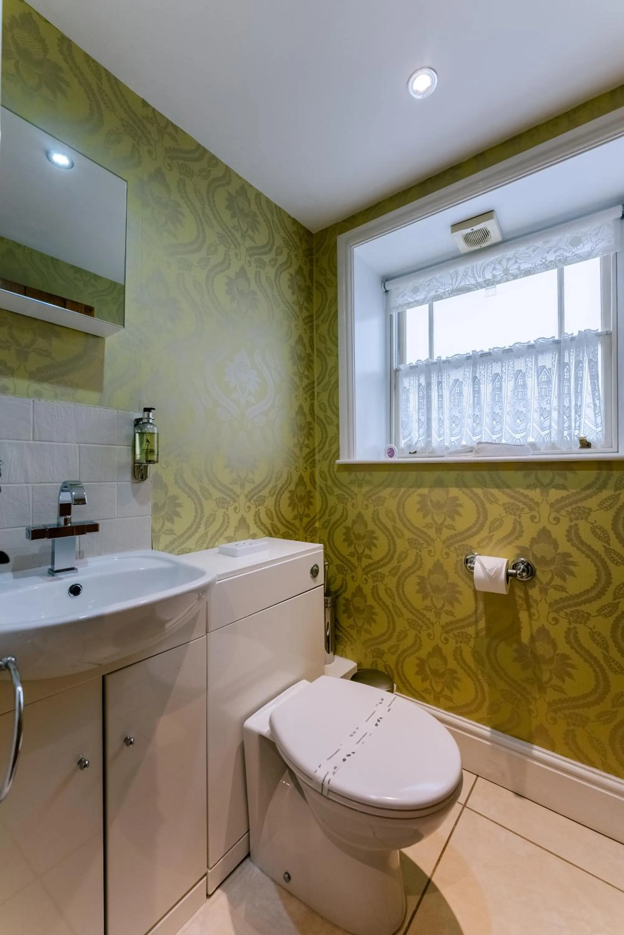 Oakerthorpe Holiday Village