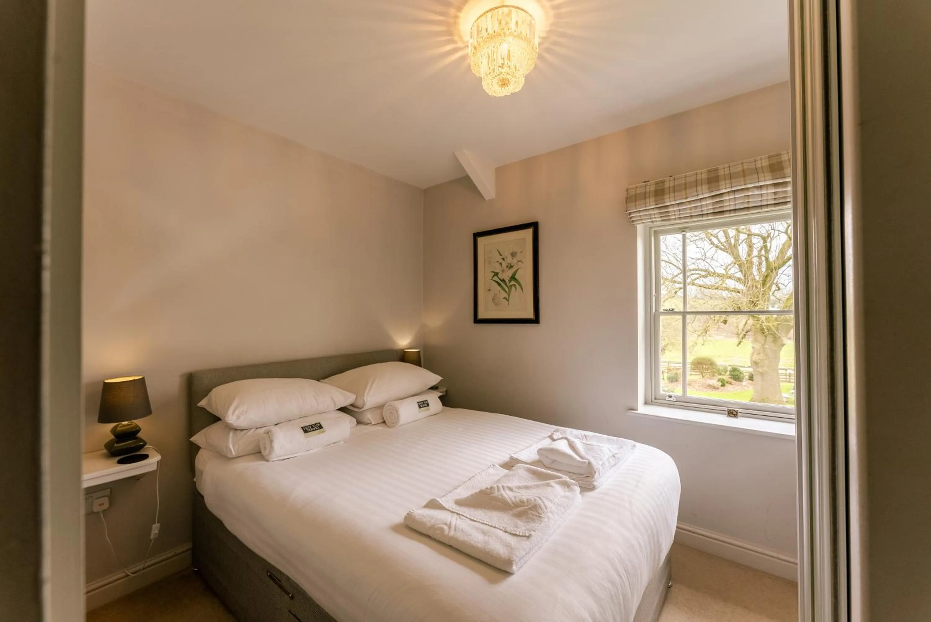 Bed in Oakerthorpe Holiday Village