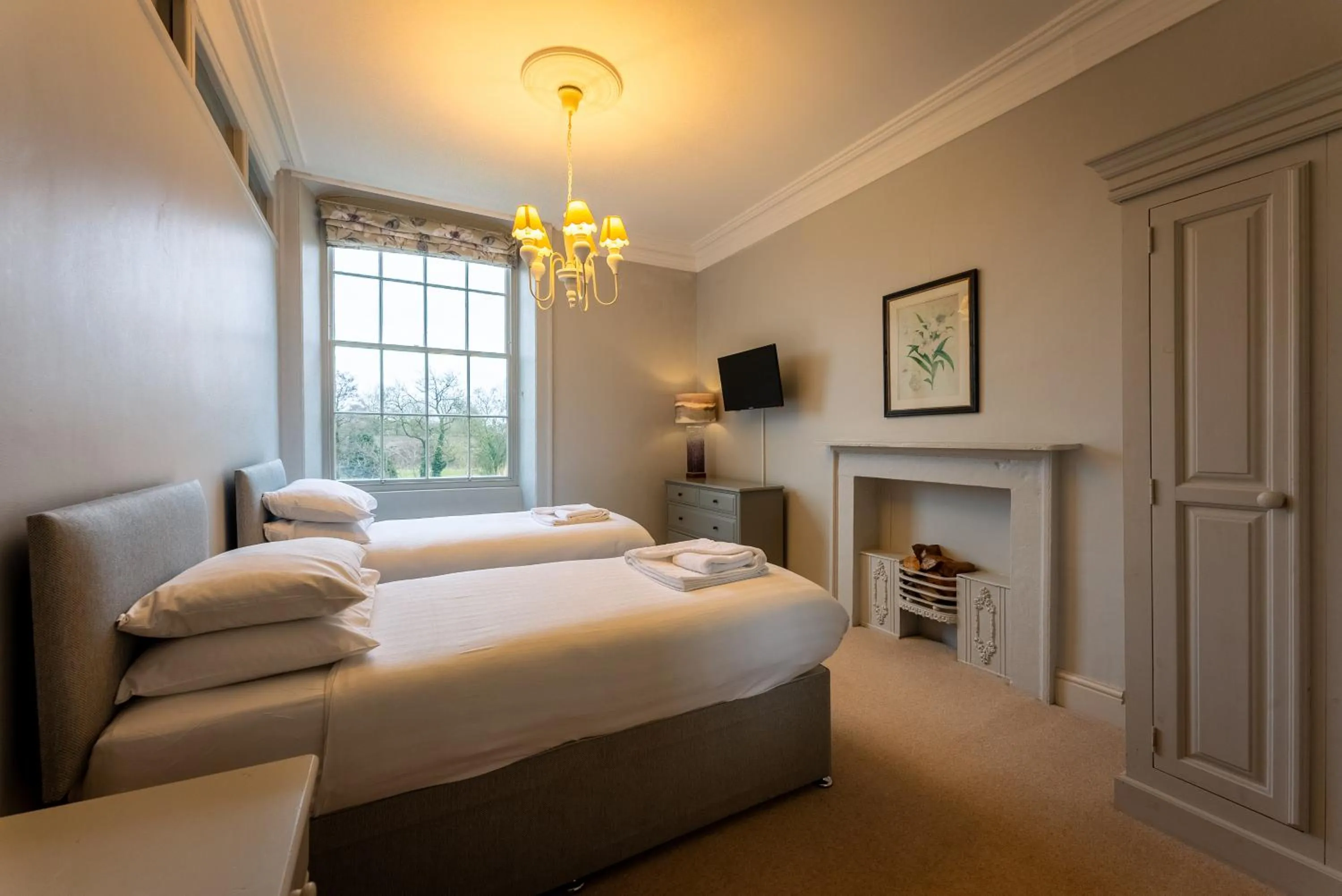 Bed in Oakerthorpe Holiday Village