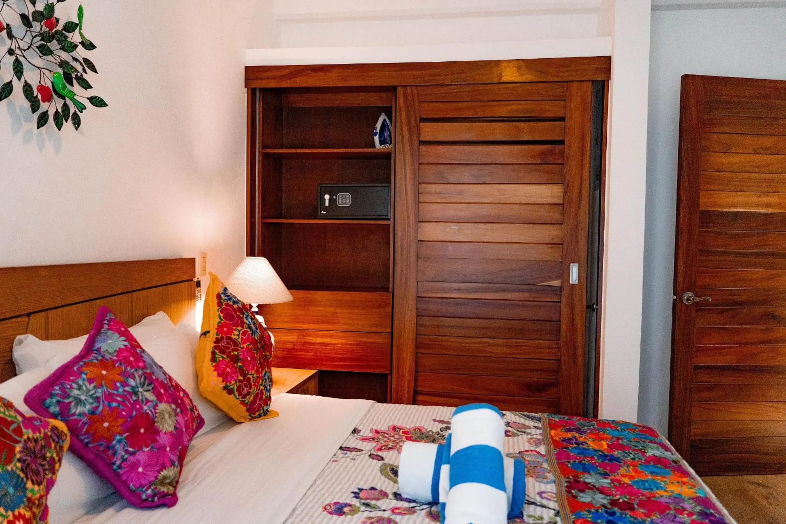 Bed in Refugio del Mar Luxury Hotel Boutique