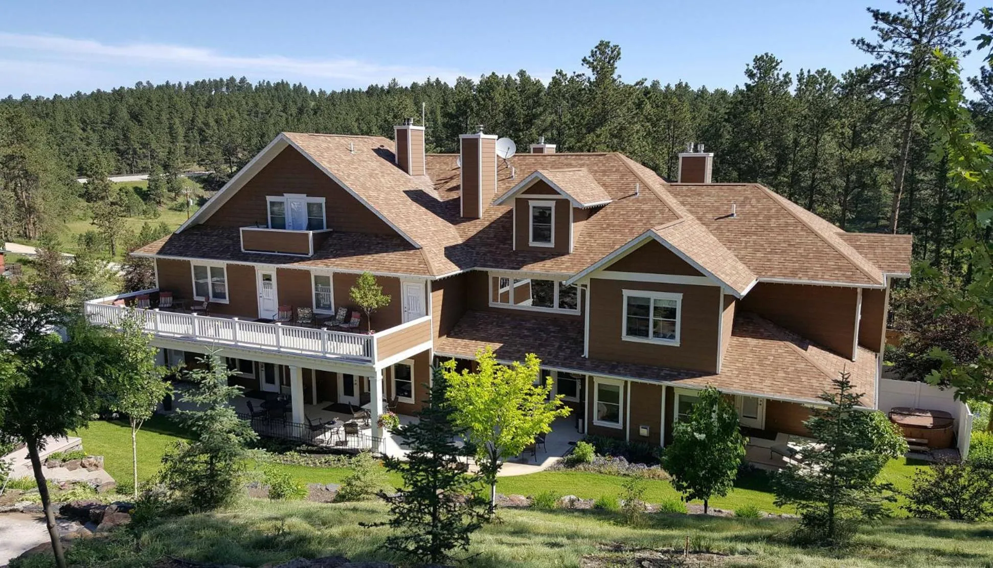Summer Creek Inn