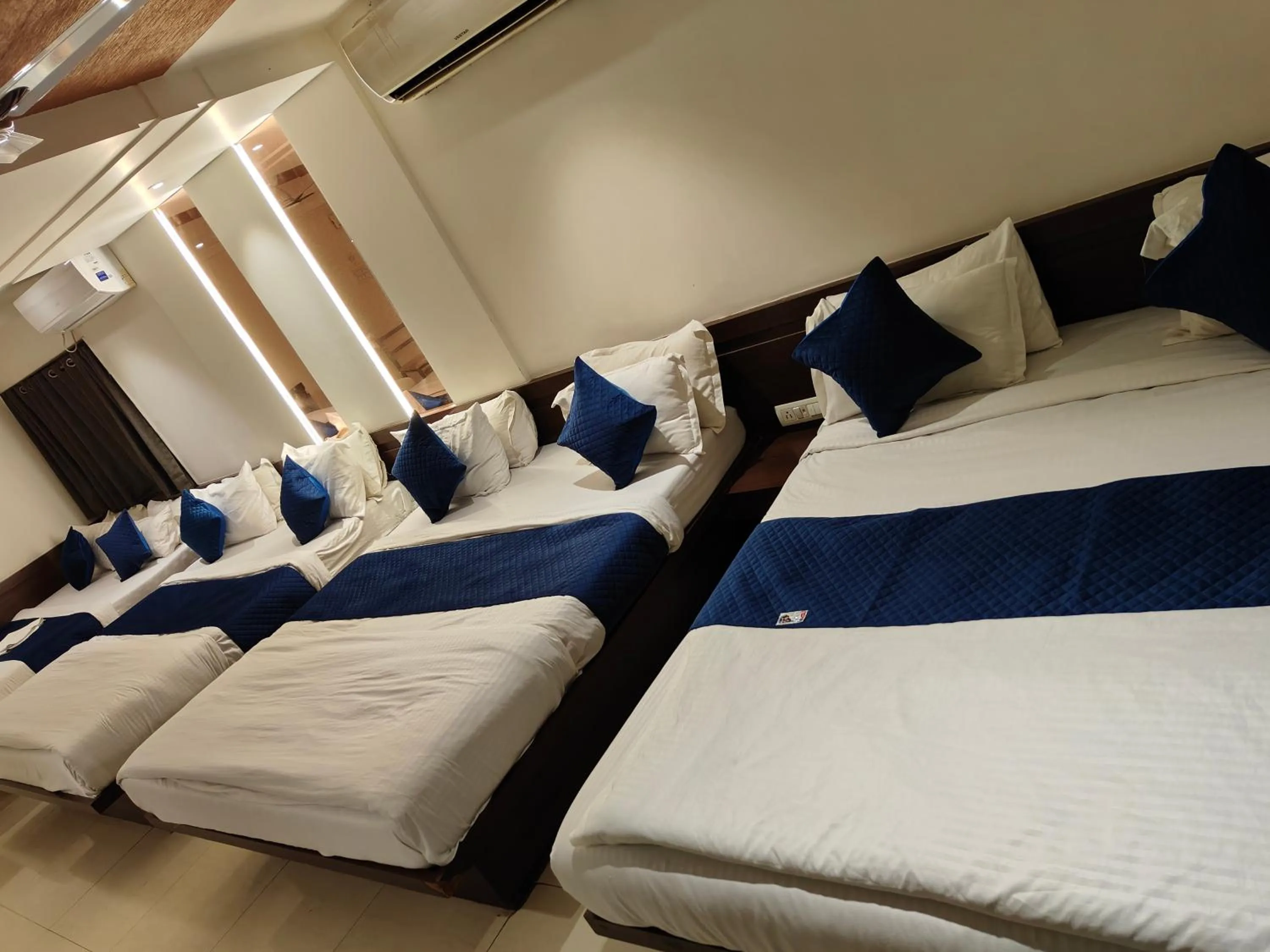 Bedroom, Bed in Hotel Anand Palace