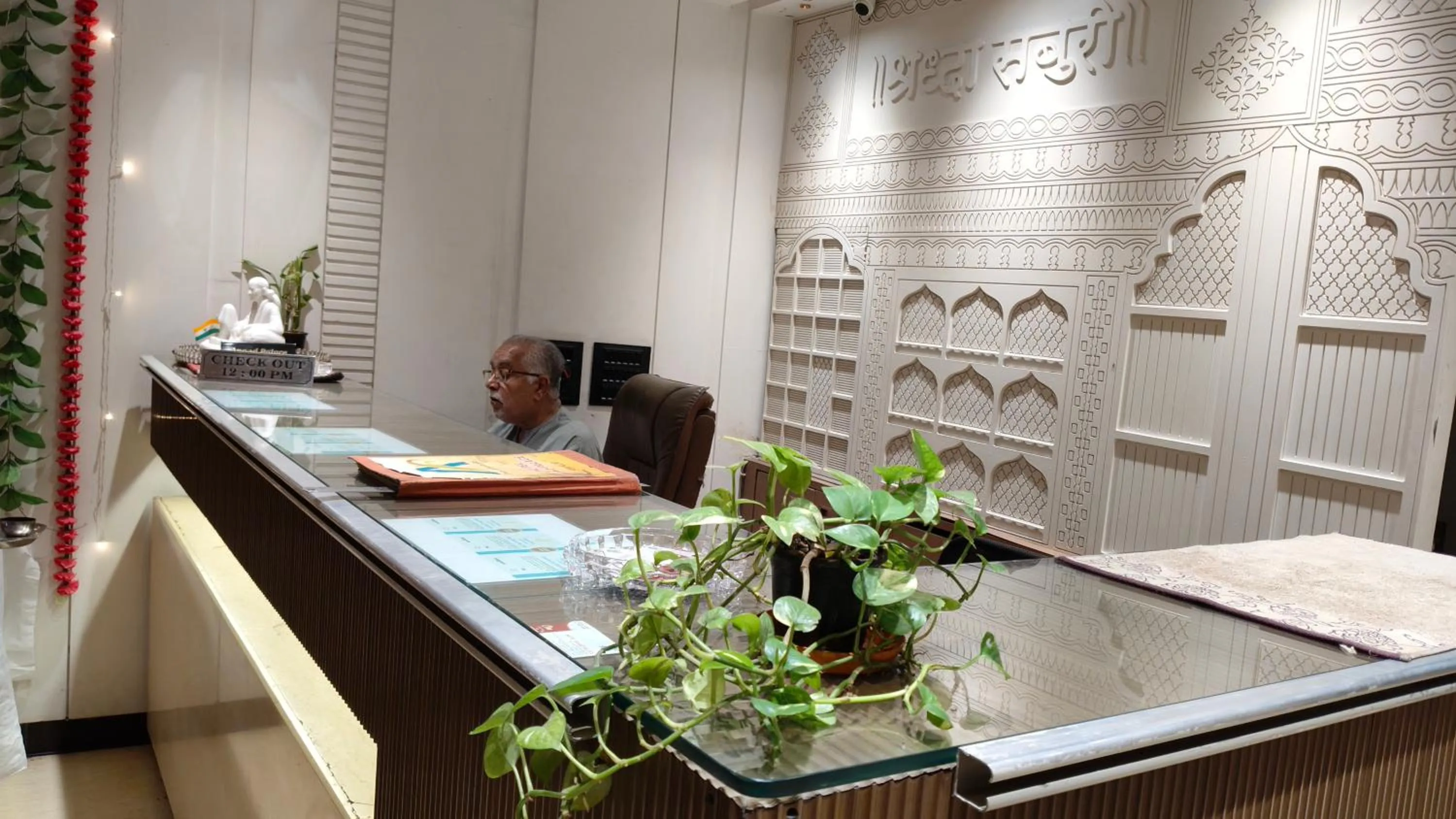 Property building in Hotel Anand Palace