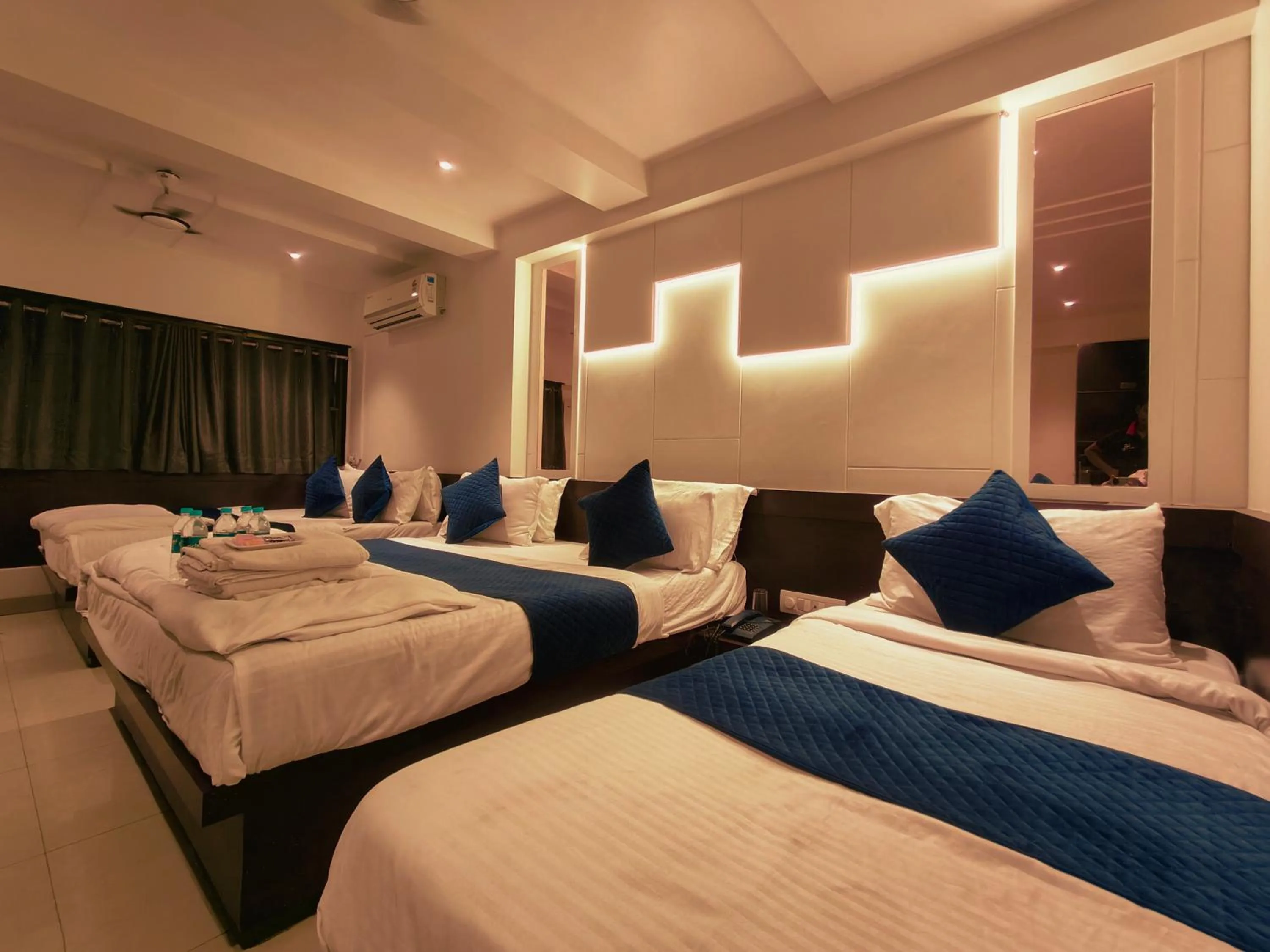 Bedroom, Bed in Hotel Anand Palace