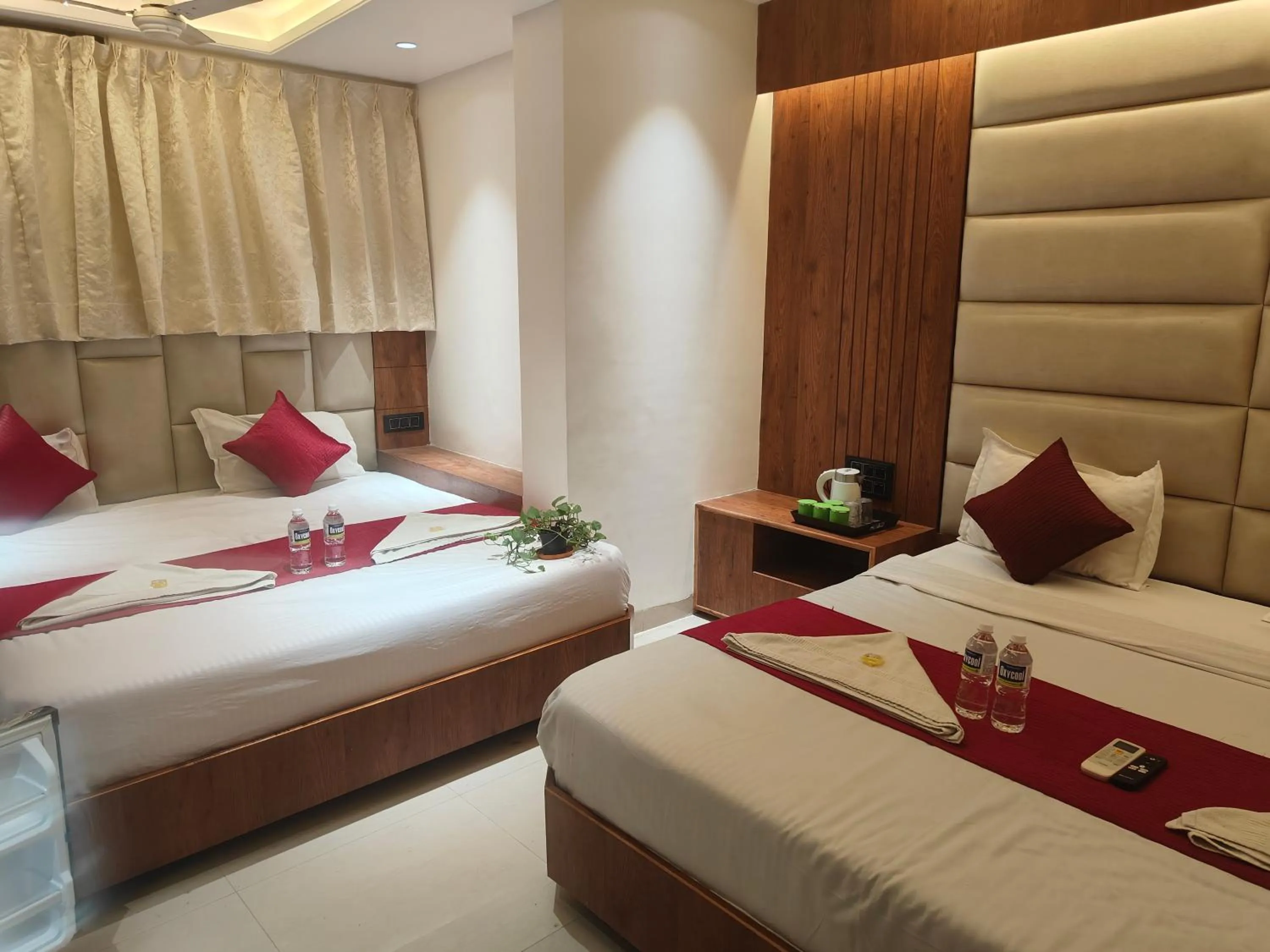 Bed in Hotel Anand Palace