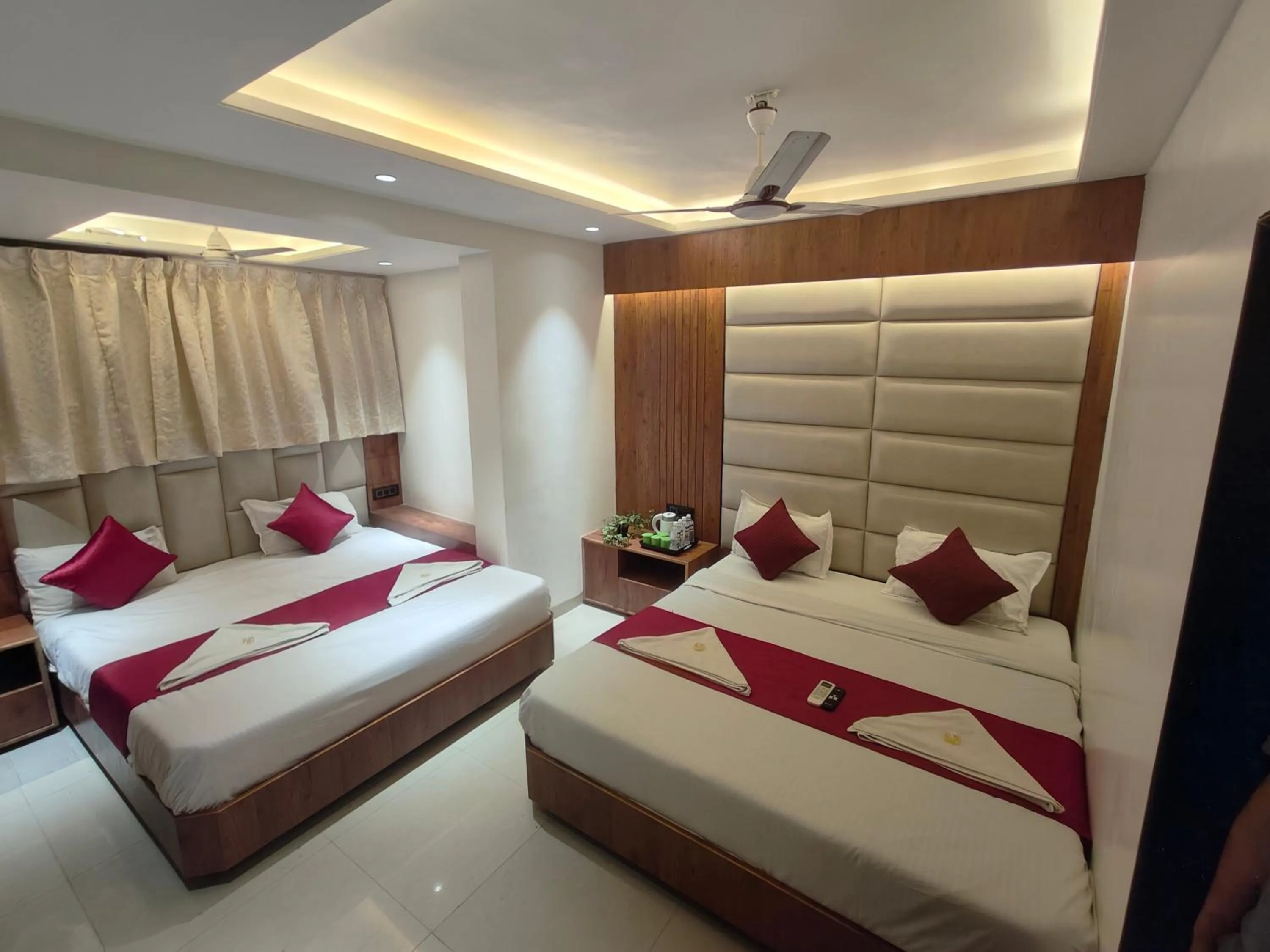 Bed in Hotel Anand Palace