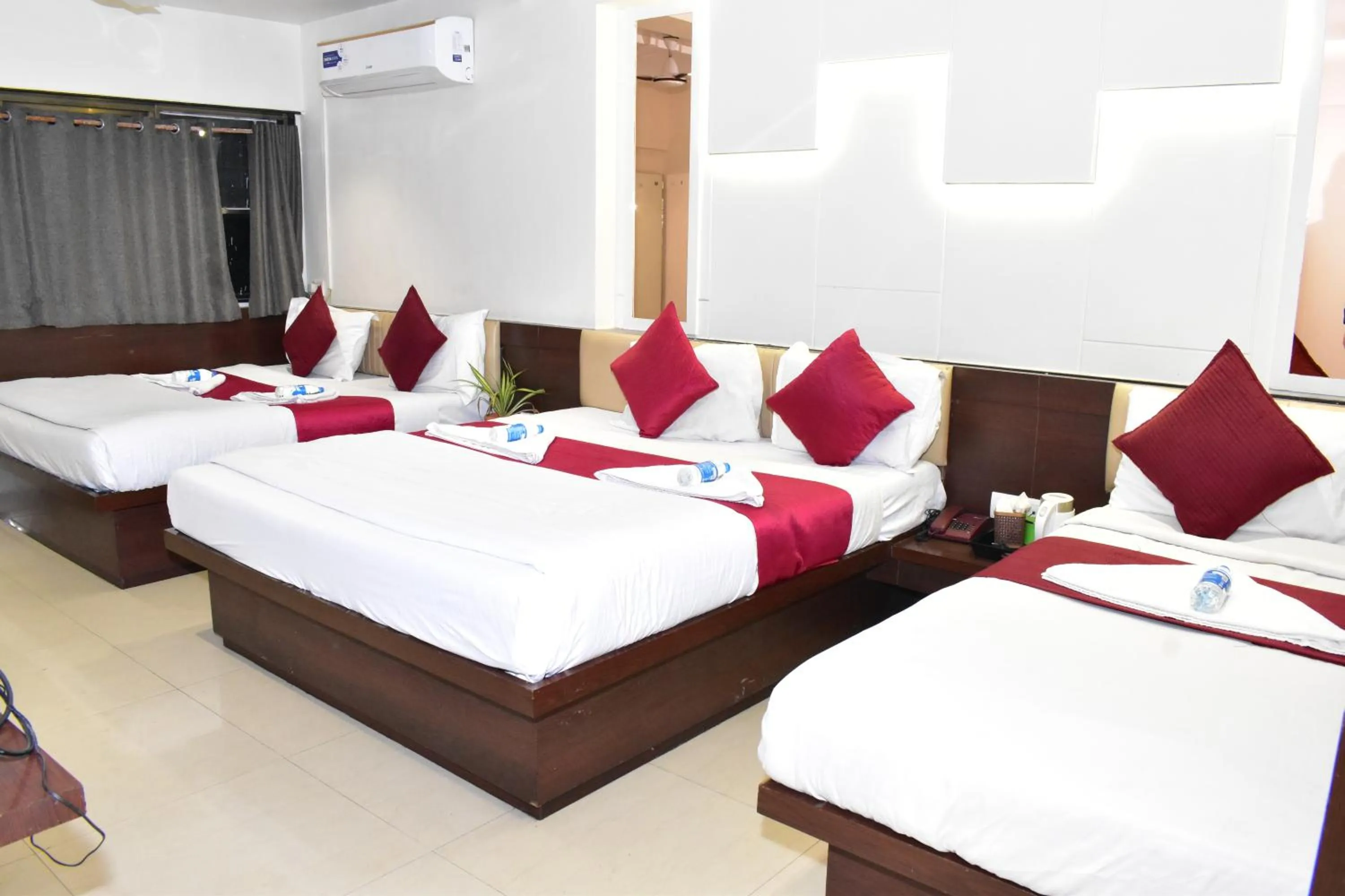 Bedroom, Bed in Hotel Anand Palace