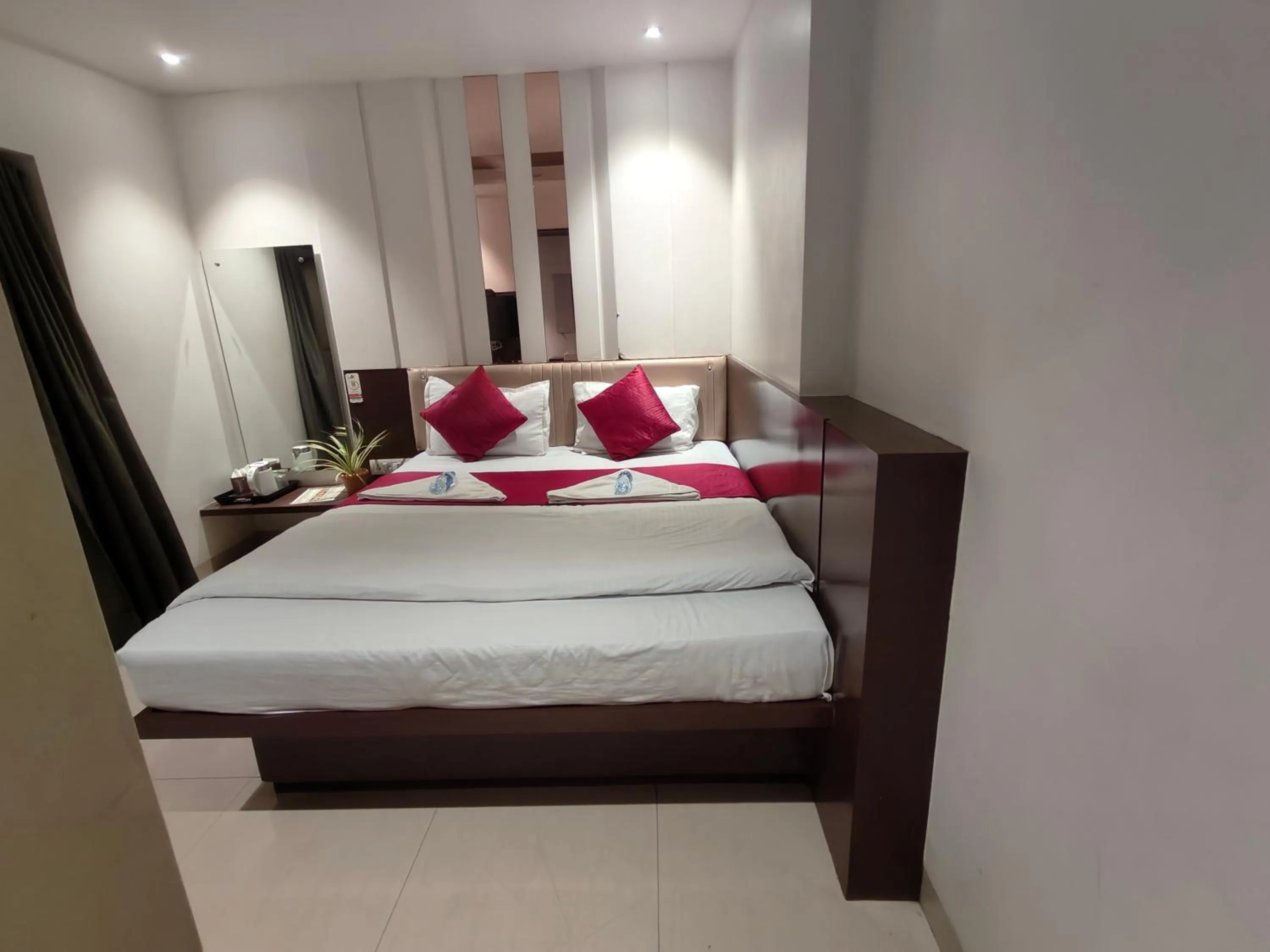 Bedroom, Bed in Hotel Anand Palace