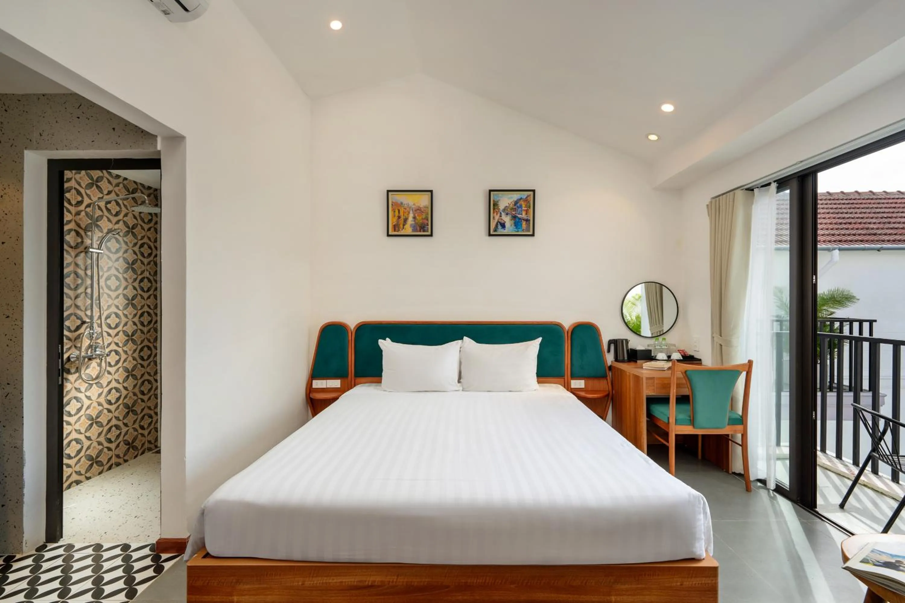 Photo of the whole room, Bed in Gia Huy Riverside Hotel Hoi An