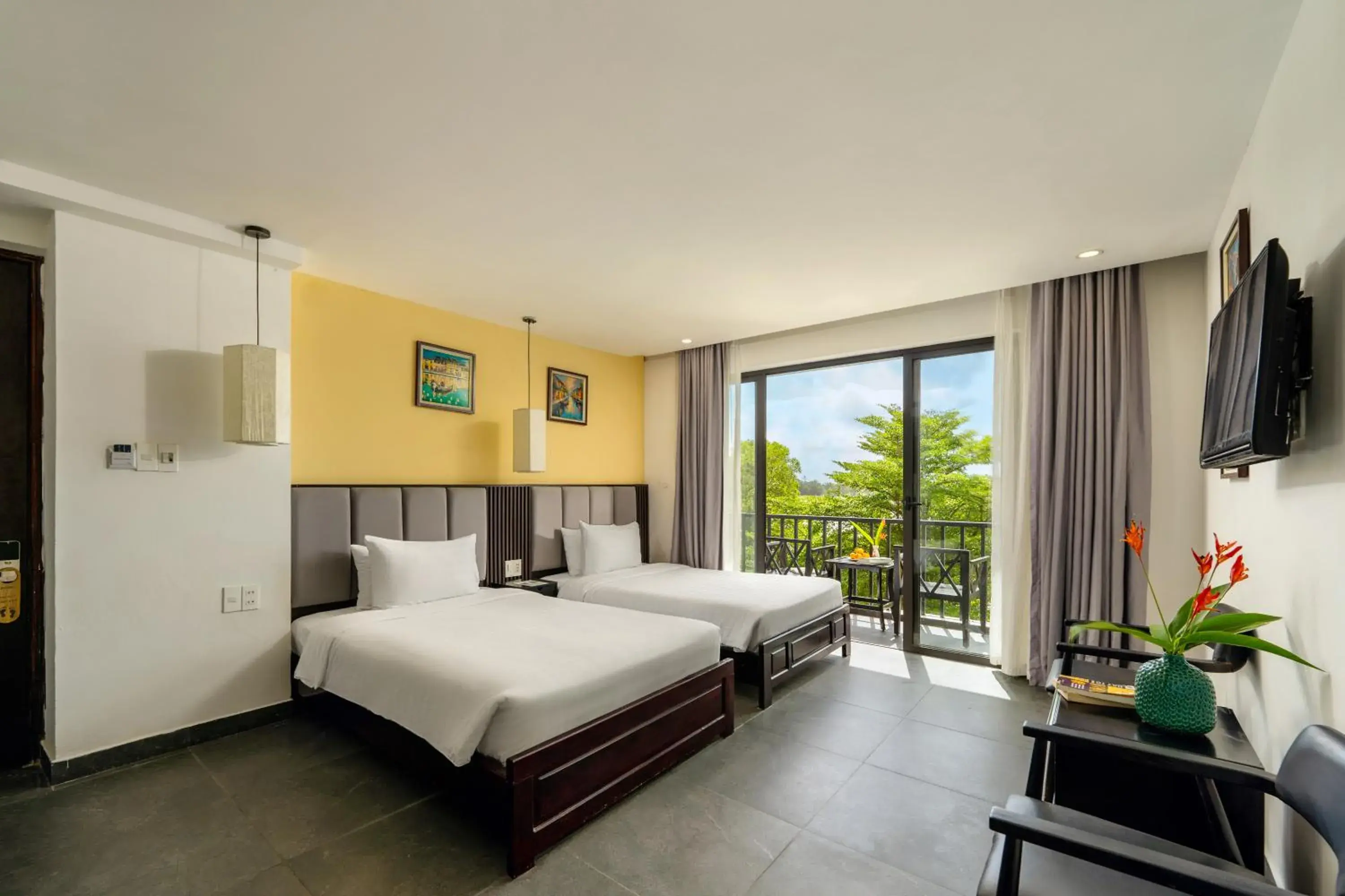 Twin Room with Balcony in Gia Huy Riverside Hotel Hoi An Twin Room with Balcony in Gia Huy Riverside Hotel Hoi An