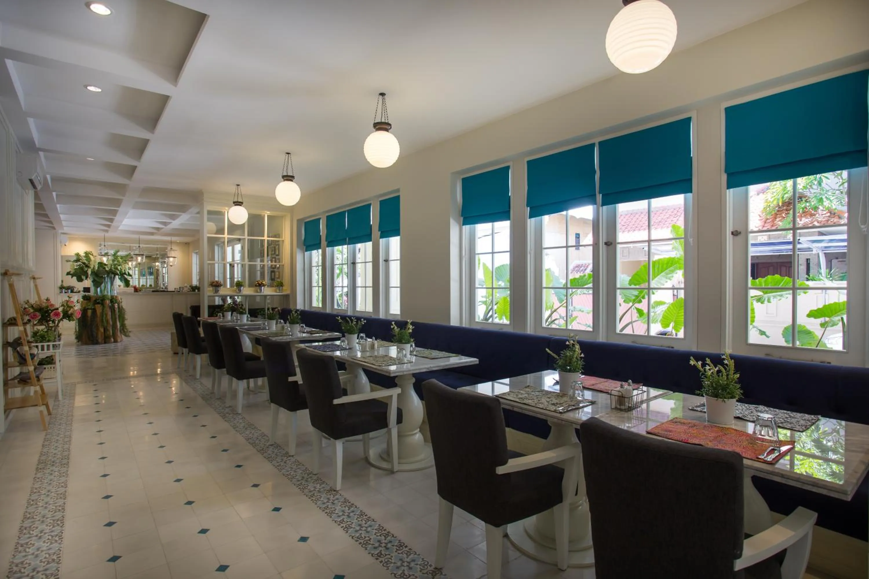 Restaurant/places to eat in Amalfi Hotel Seminyak