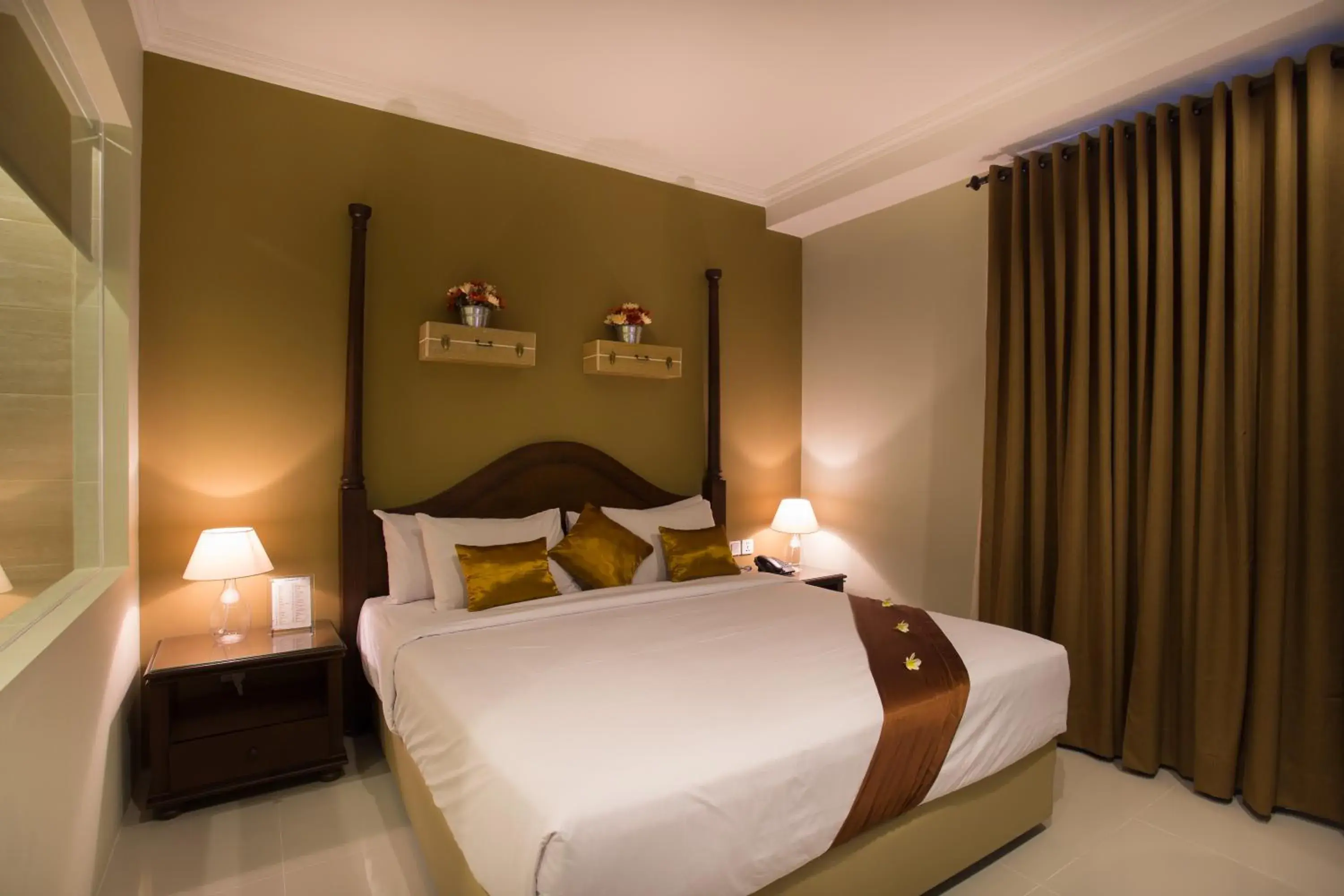 Bedroom, Bed in Amalfi Hotel Seminyak Bedroom, Bed in Amalfi Hotel Seminyak