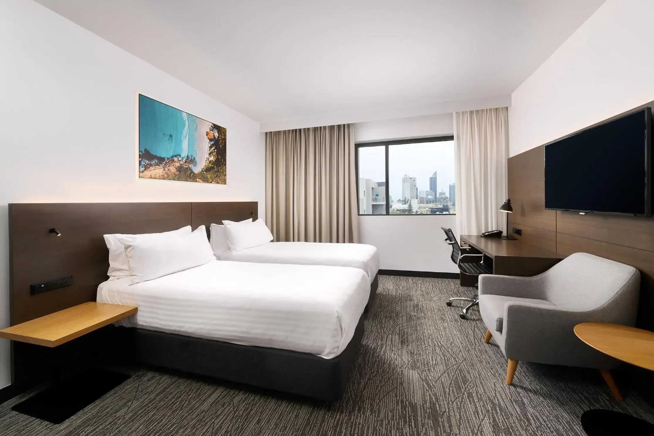 Property building, Bed in Holiday Inn West Perth by IHG Property building, Bed in Holiday Inn West Perth by IHG
