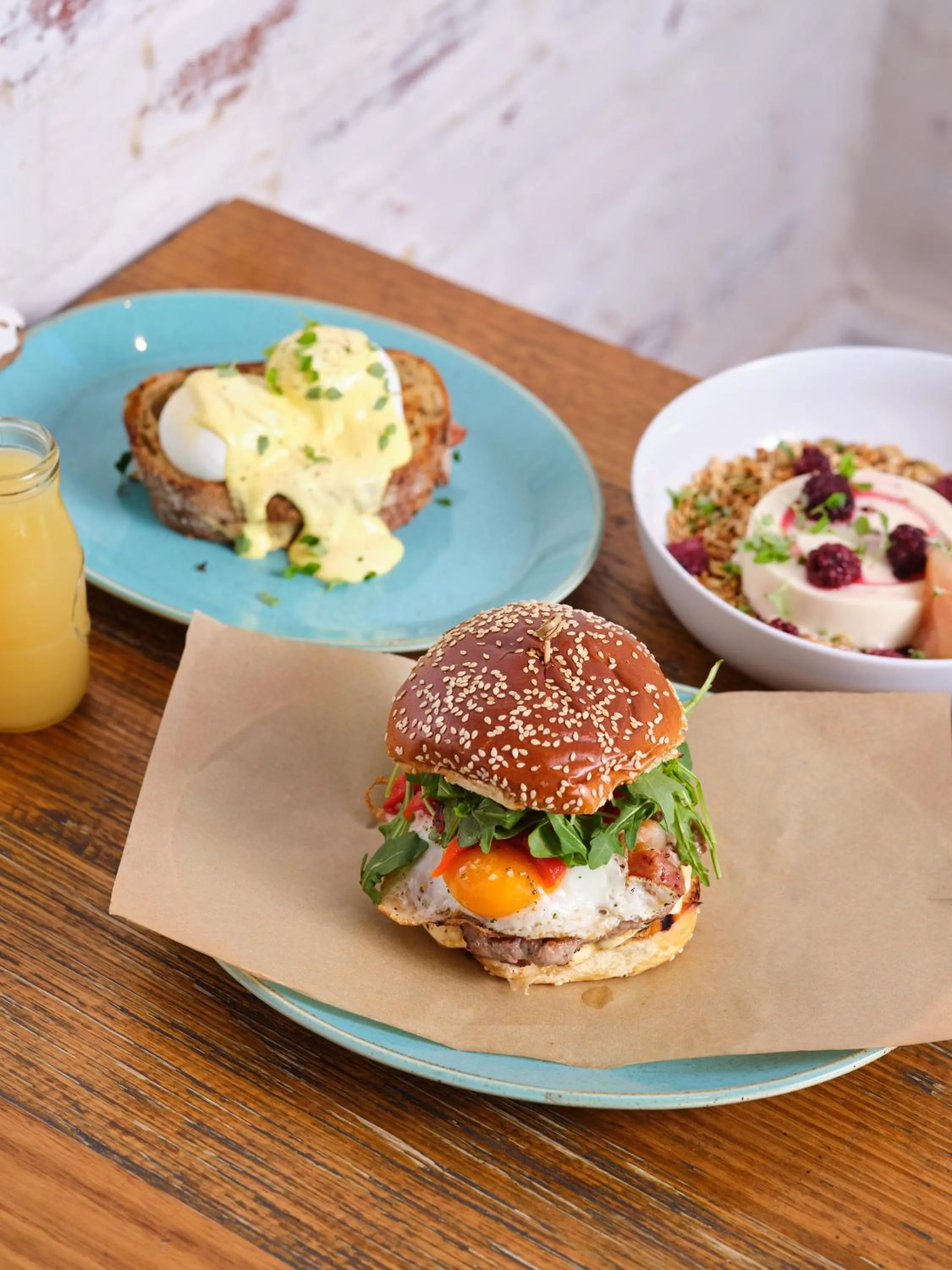 Restaurant/places to eat in Holiday Inn West Perth by IHG