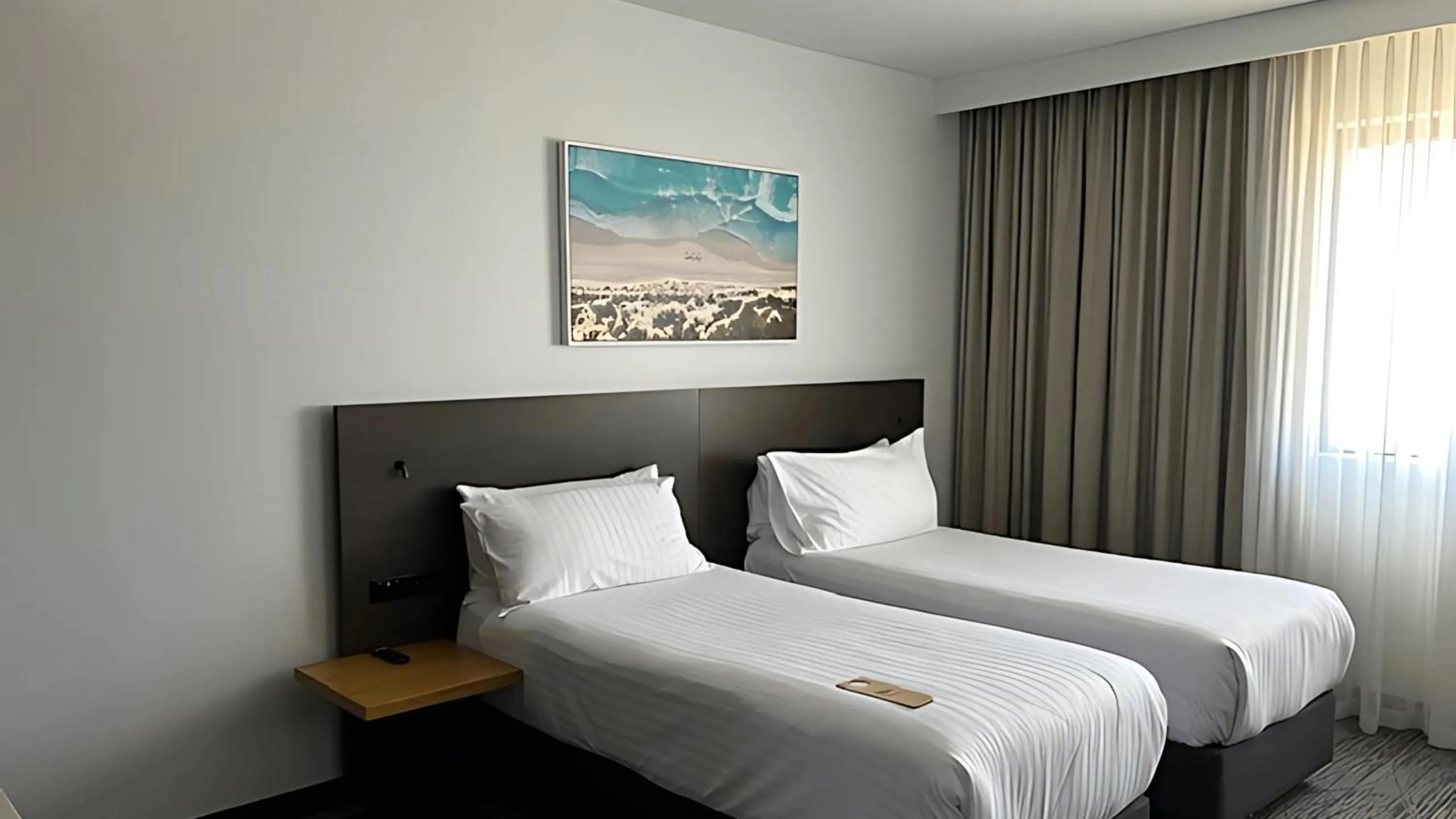 Bedroom, Bed in Holiday Inn West Perth by IHG