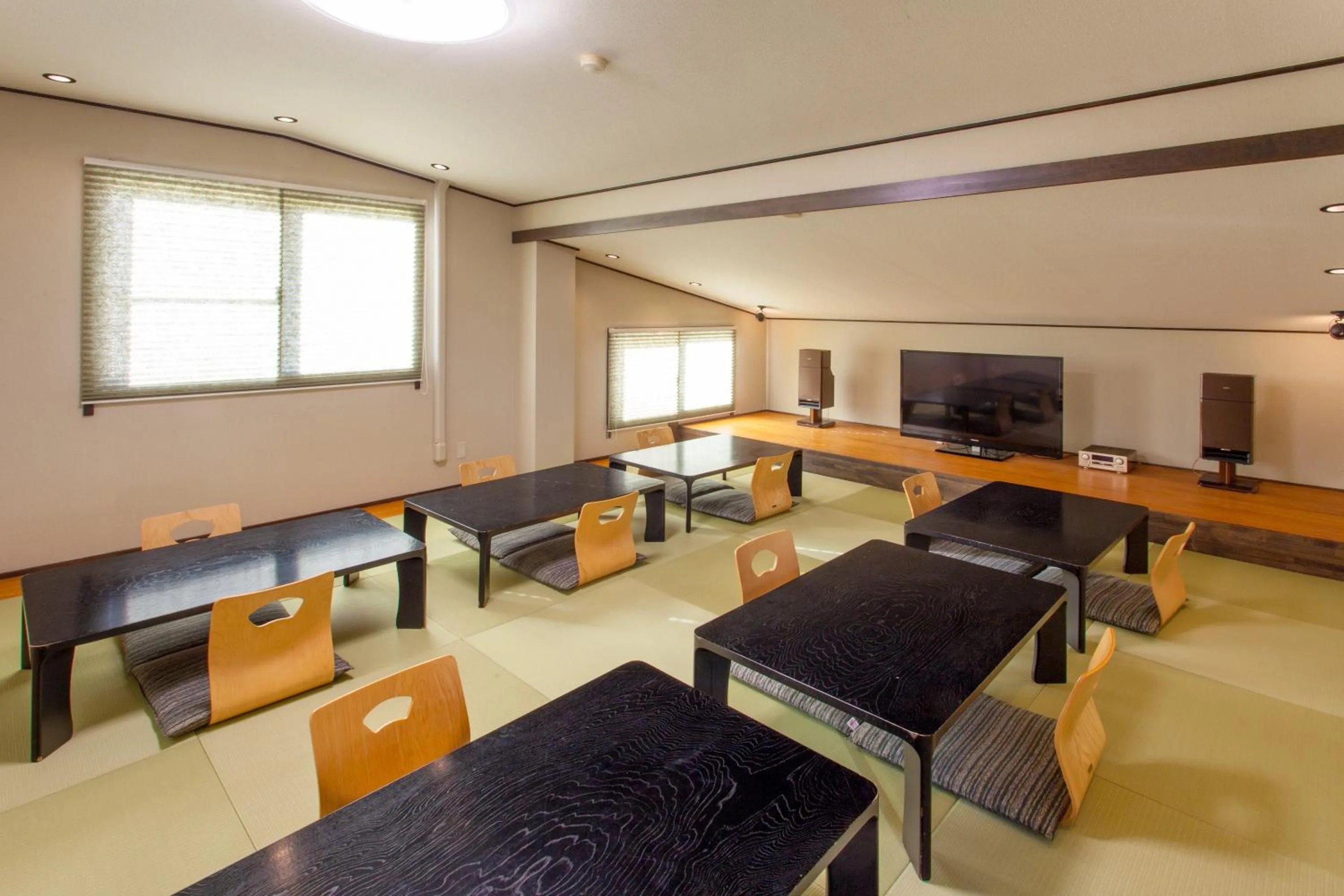 Banquet/Function facilities in Schole Hakuba