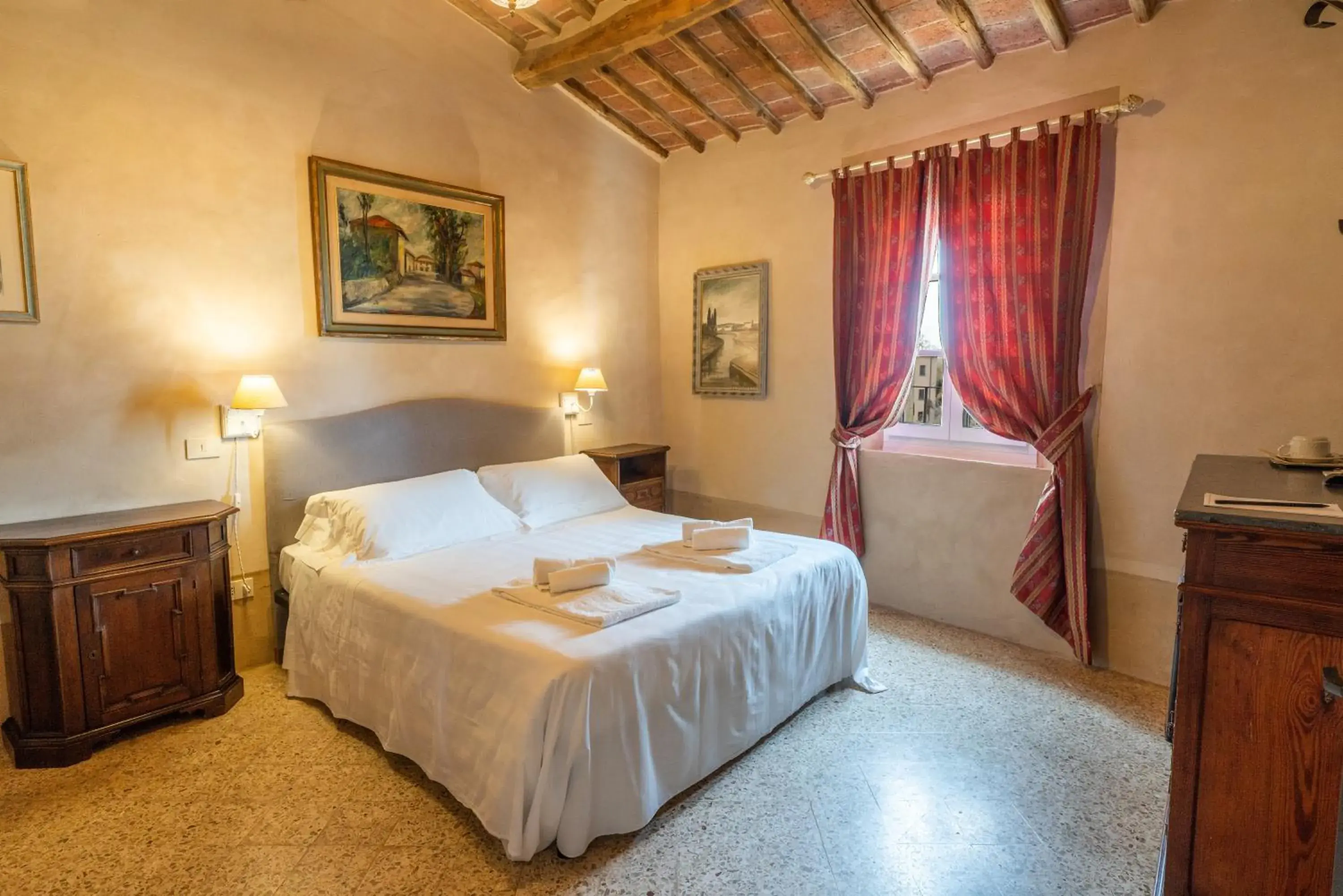 Triple Room - single occupancy in Palazzo Mosela Alla Porta Triple Room - single occupancy in Palazzo Mosela Alla Porta