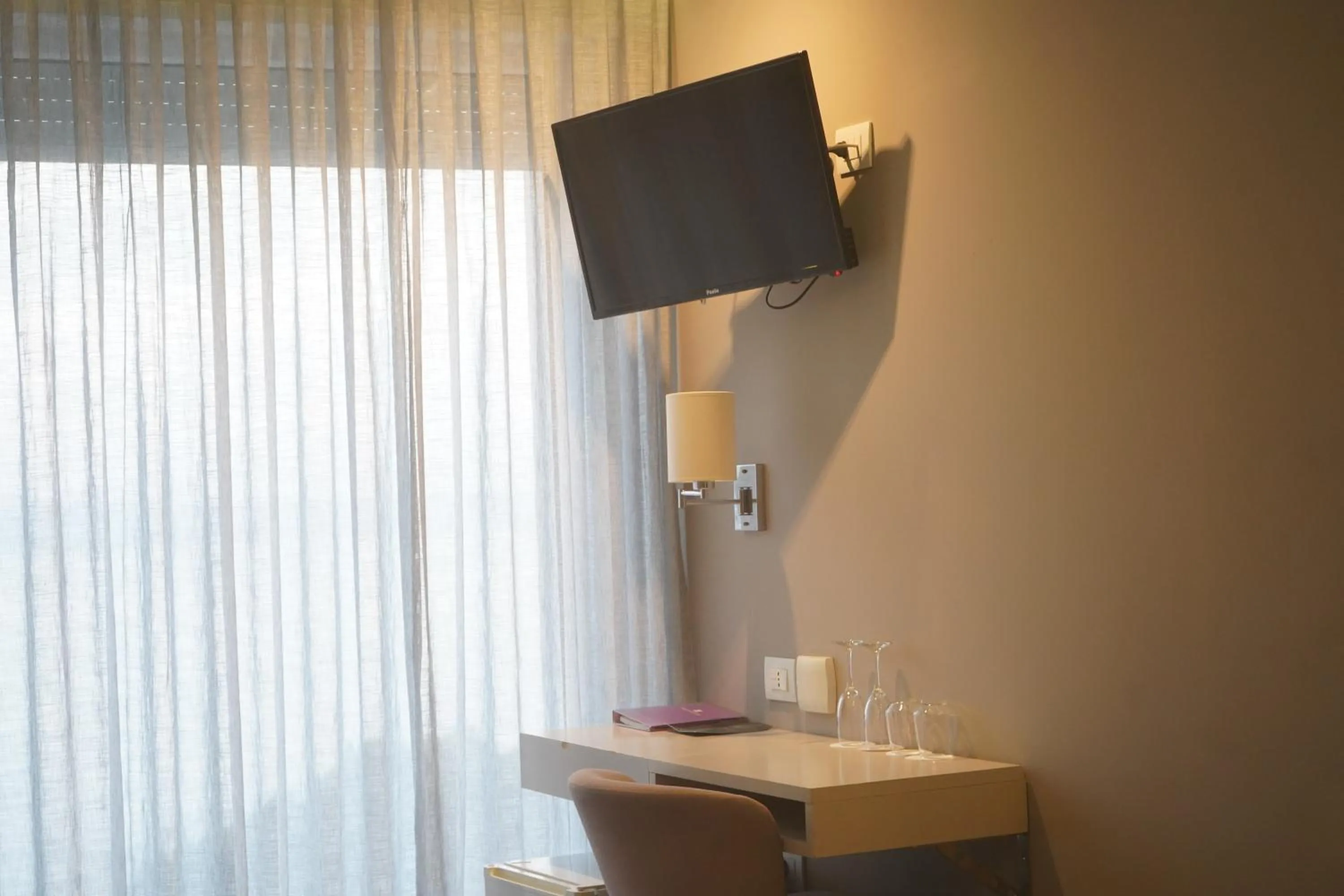 TV and multimedia in Bougainville Bay Hotel