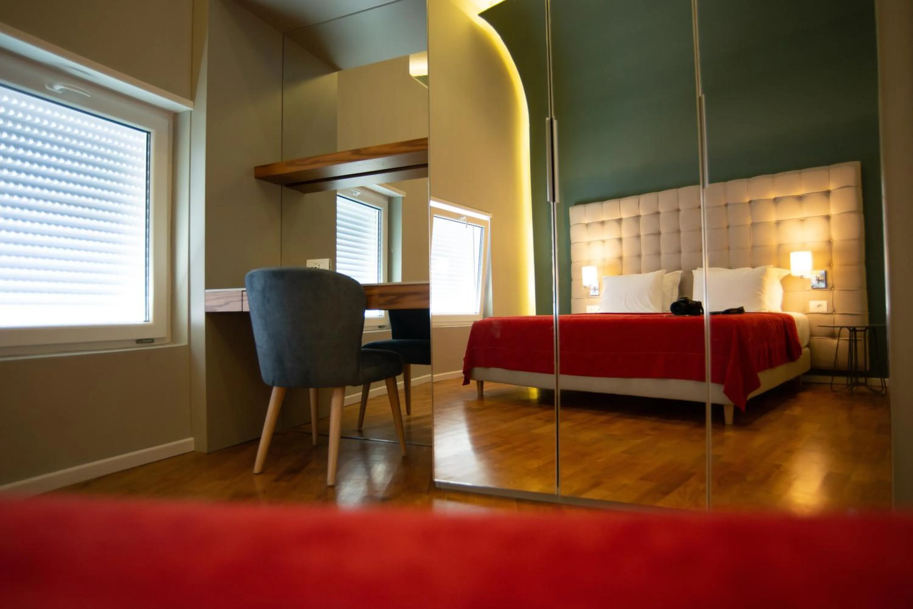 Property building, Bed in Bougainville Bay Hotel