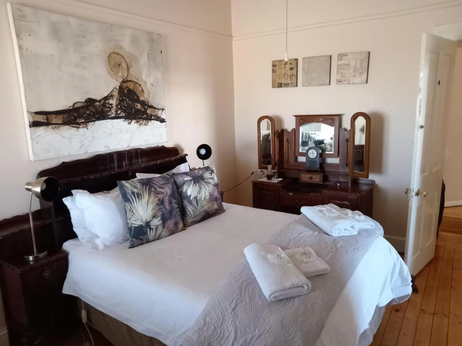 Bed in Stellar Dust Guesthouse Previously The Blue Moon Guesthouse